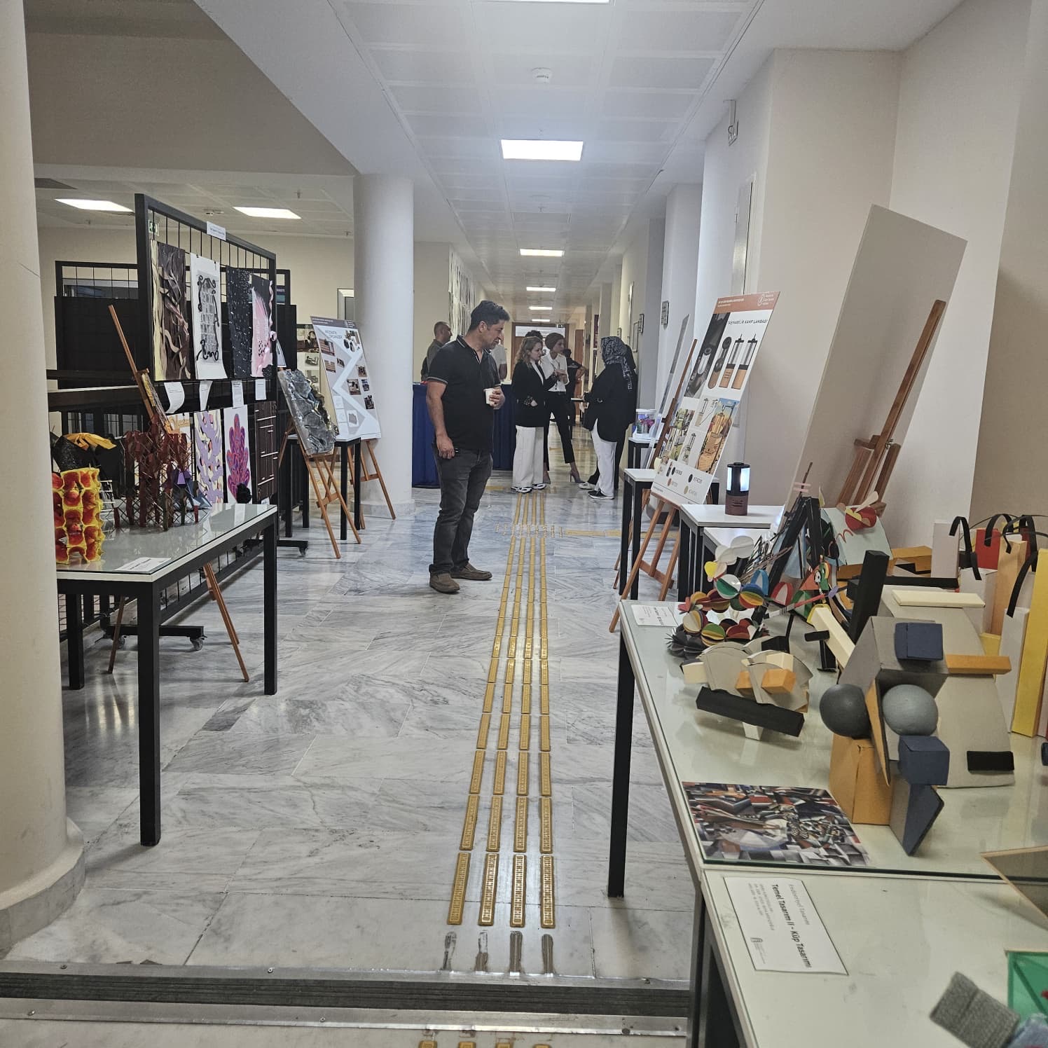 Ankara Yıldırım Beyazıt Üniversitesi Galeri Resmi