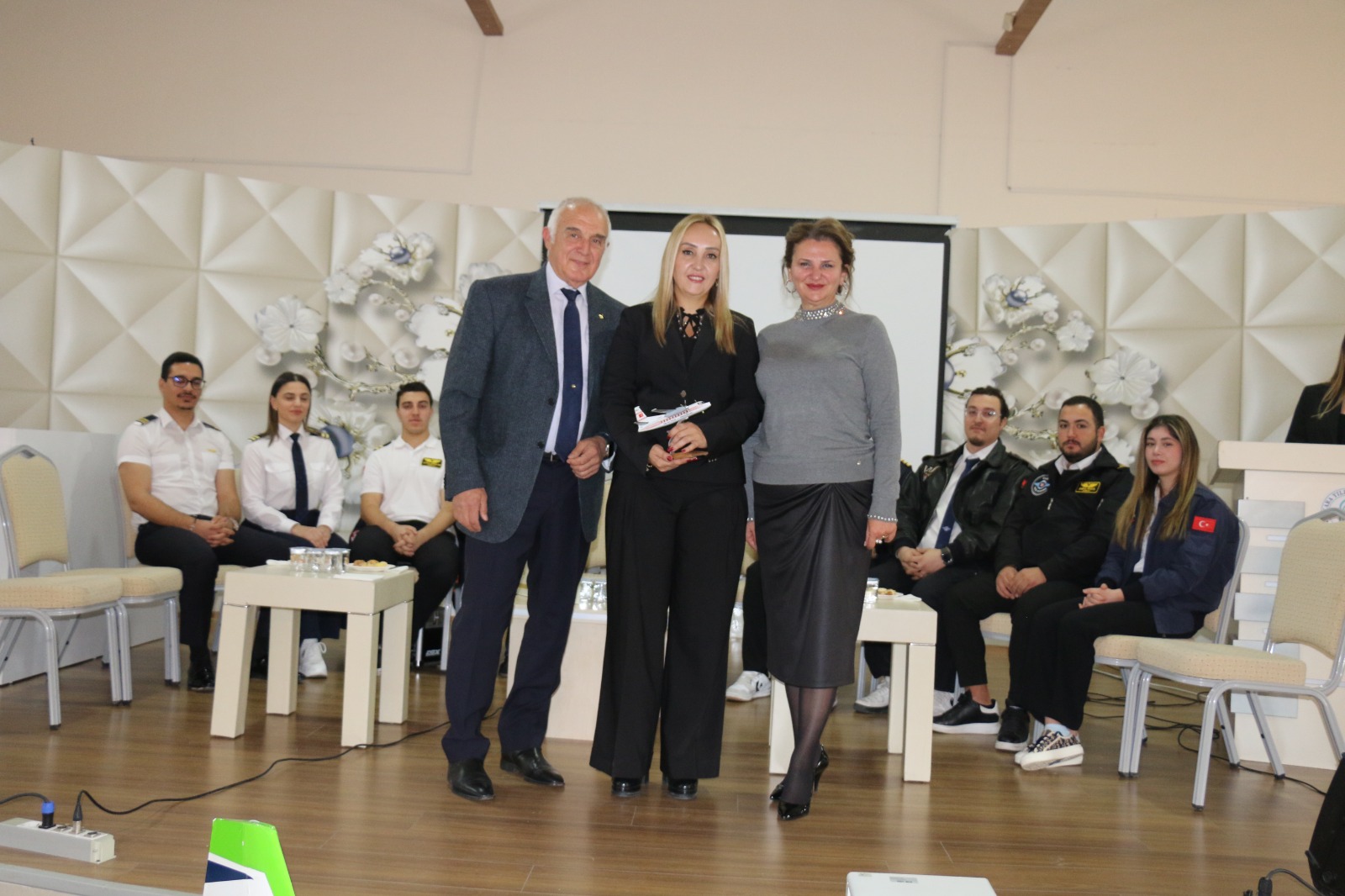 WhatsApp Image 2025-12-11 at 16.38.24 (4).jpeg