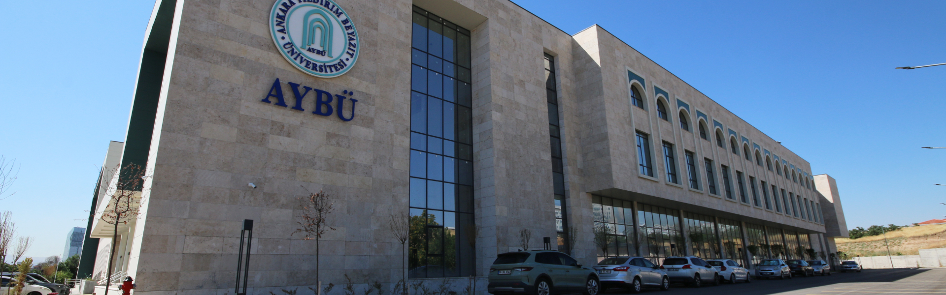 Ankara Yıldırım Beyazıt Üniversitesi Diş Hekimliği Fakültesi Dekanlığı