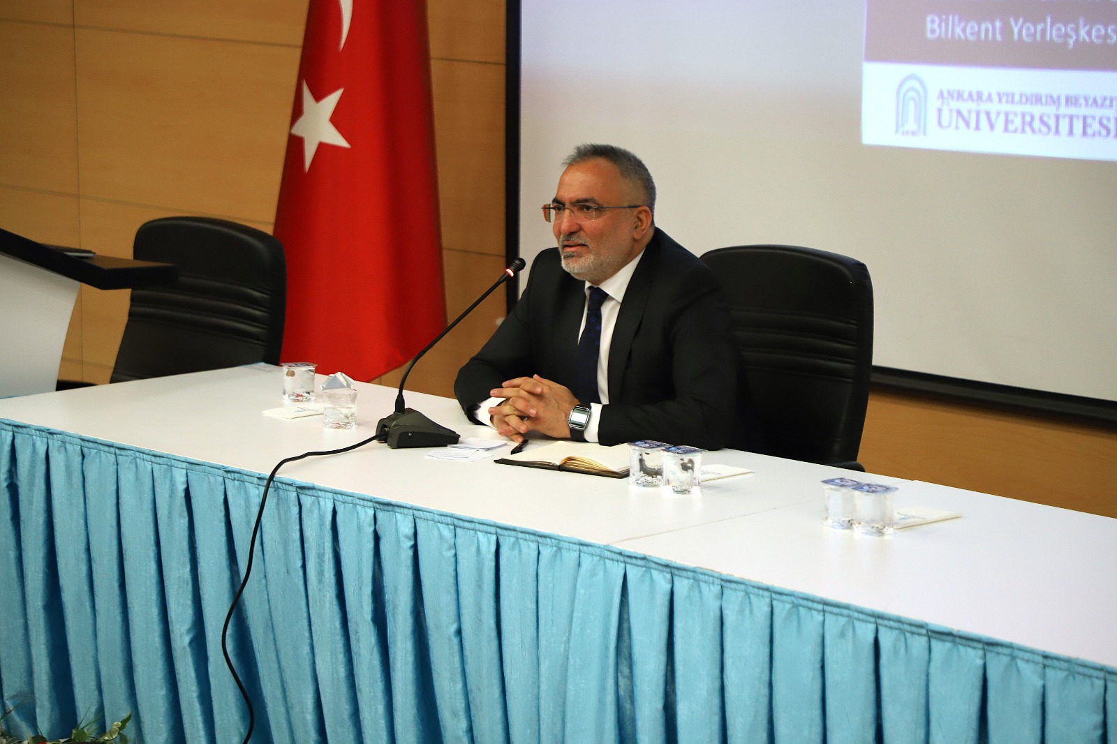 Ankara Yıldırım Beyazıt Üniversitesi Galeri Resmi