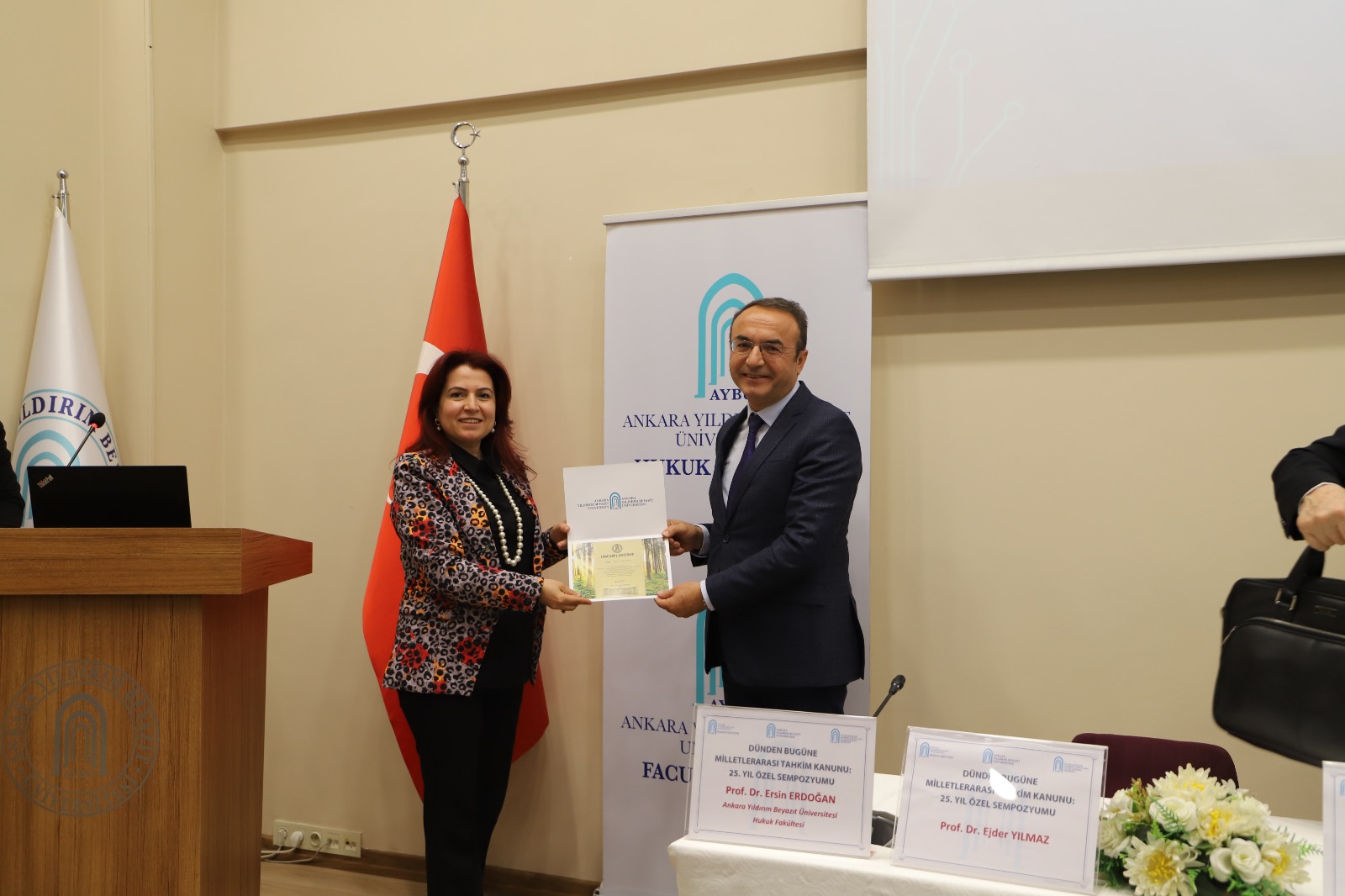 Ankara Yıldırım Beyazıt Üniversitesi Galeri Resmi