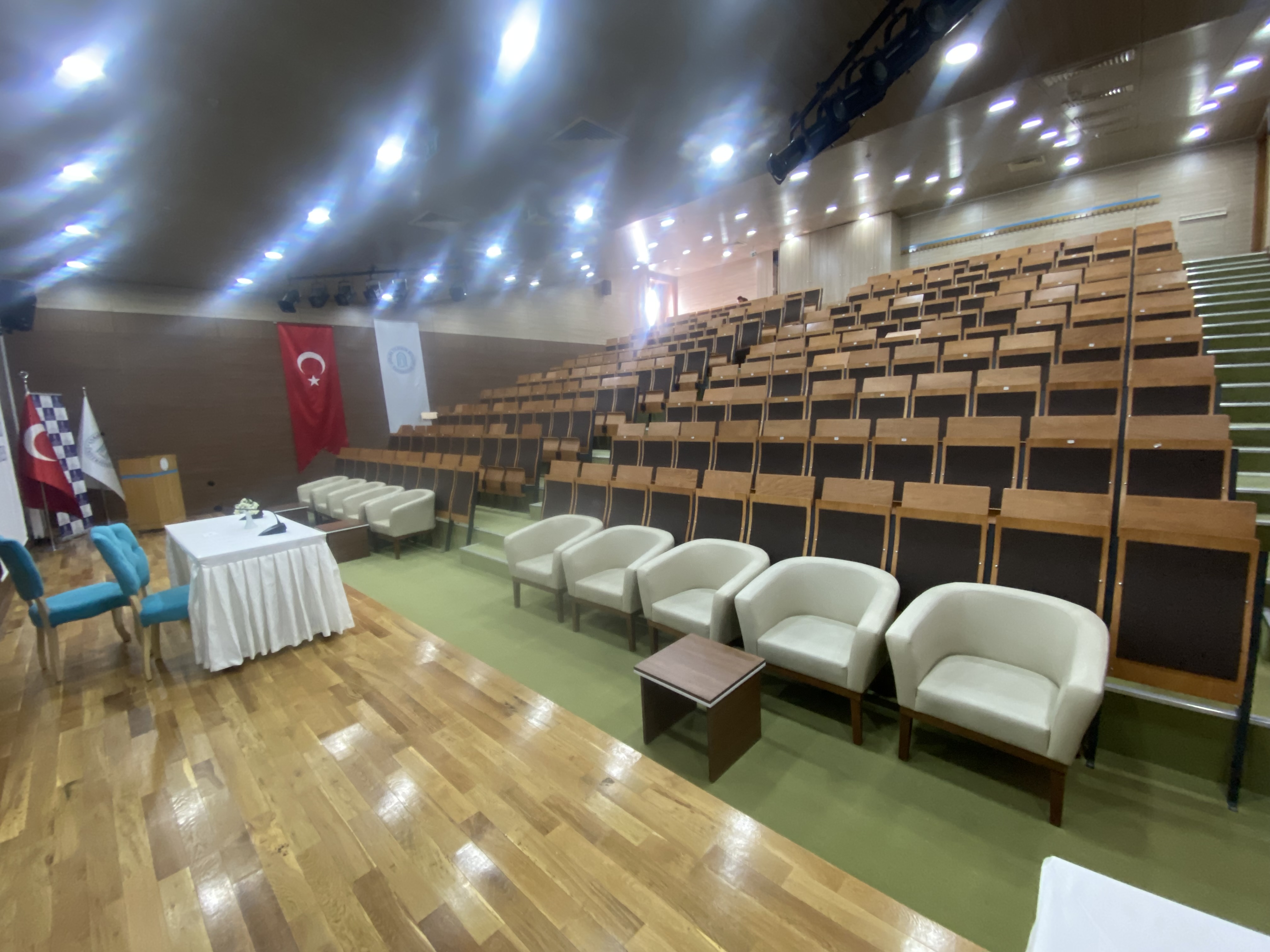 Ankara Yıldırım Beyazıt Üniversitesi Galeri Resmi
