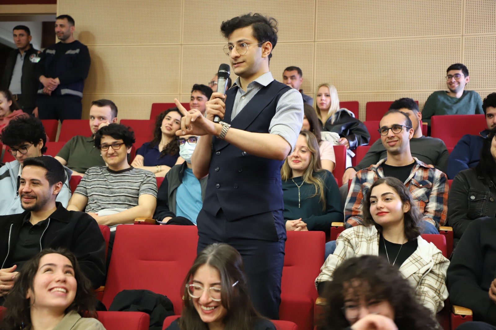 Ankara Yıldırım Beyazıt Üniversitesi Galeri Resmi