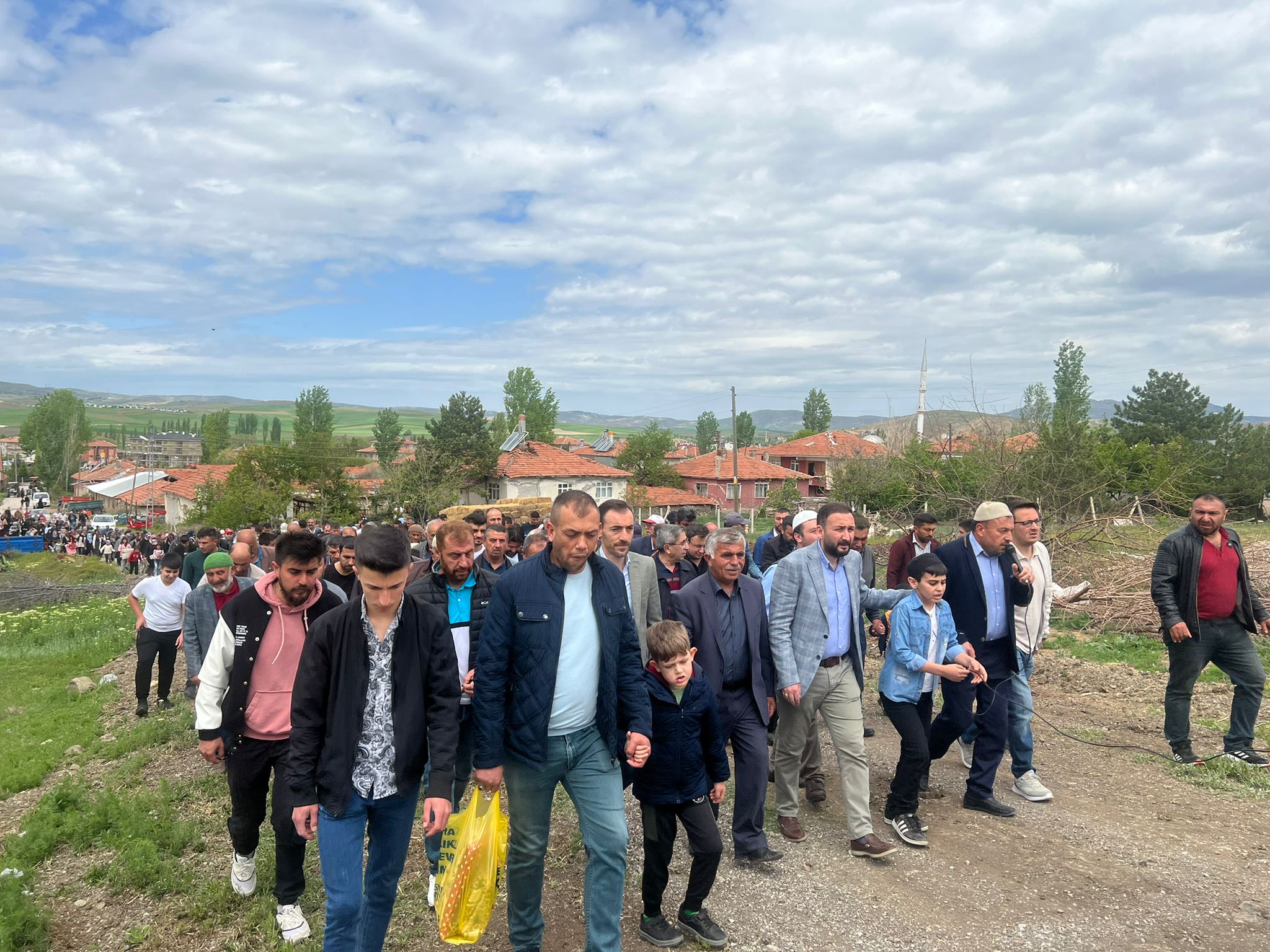 Yağmur Duası Davetine Katılım