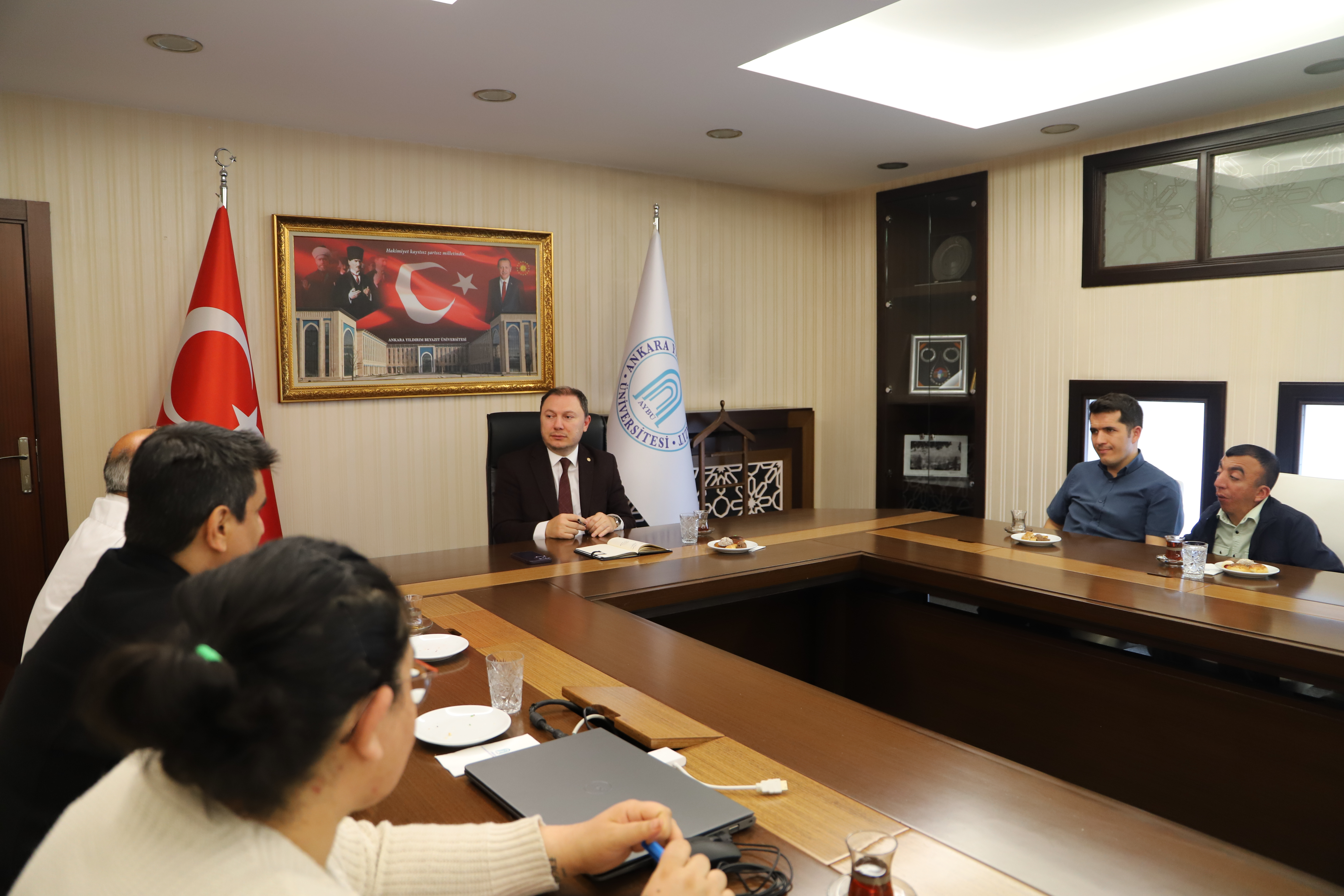 AYBÜ'de Engeliler Haftası Kapsamında Üniversitemiz Engelli Personel ile Görüşme Gerçekleşti
