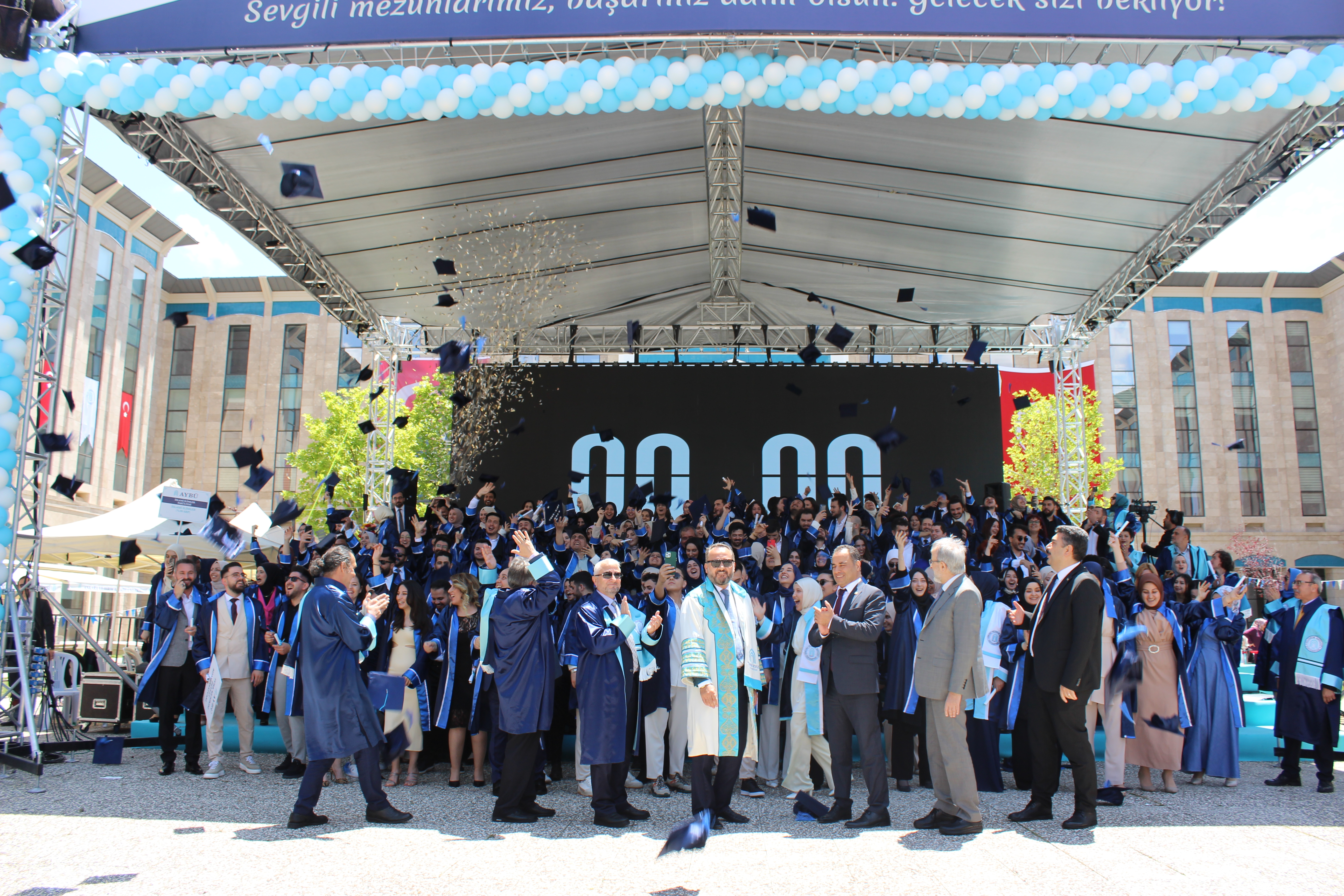 Mimarlık ve Güzel Sanatlar Fakültesi Mezuniyet Töreni