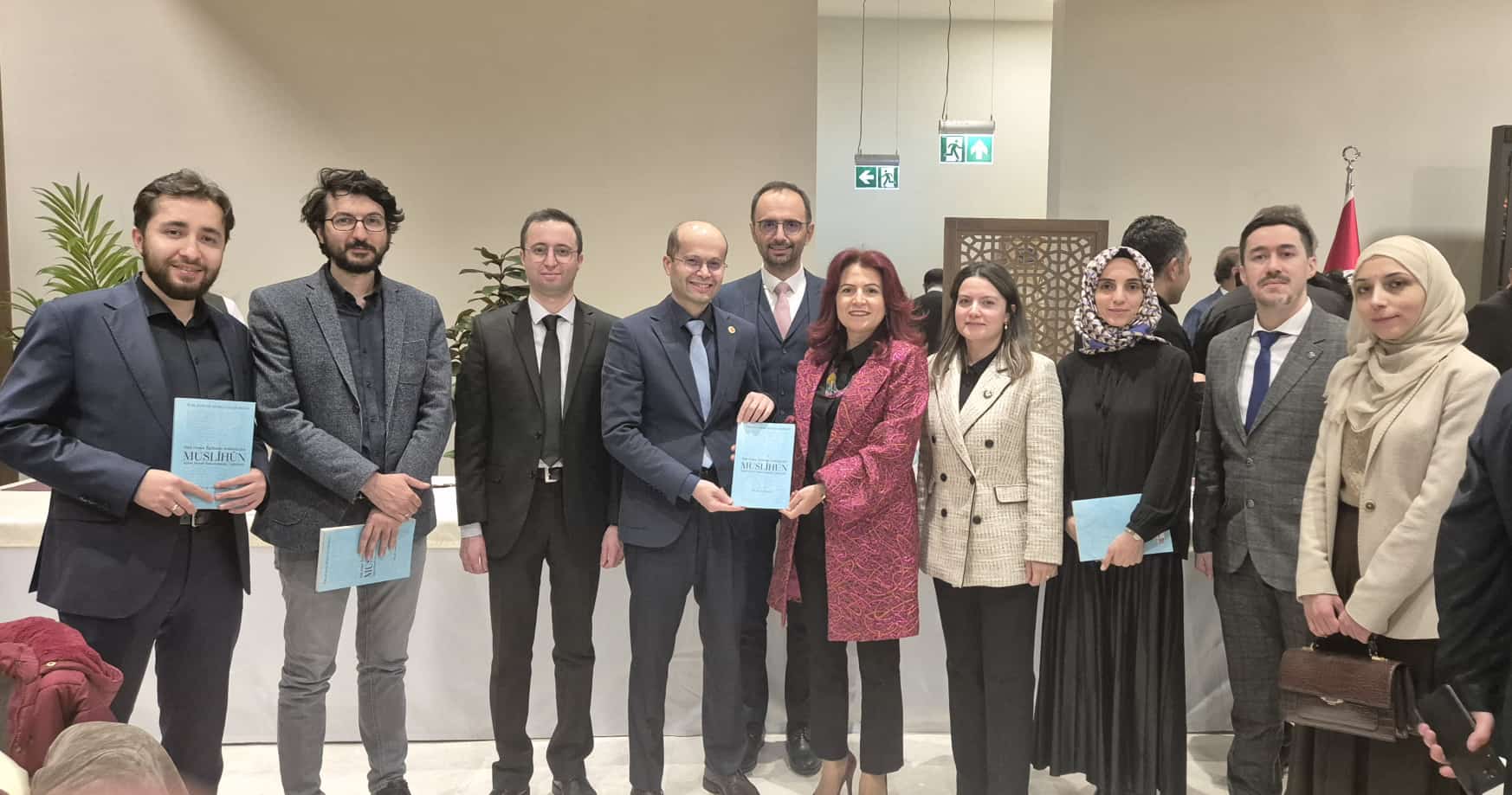 Fakültemiz Öğretim Üyelerinden Doç. Dr. Ahmet Kılınç'ın "Türk Hukuk Tarihinde Arabuluculuk Muslihun Klasik Dönem Osmanlı Uygulaması" Adlı Kitabı Yayımlandı.