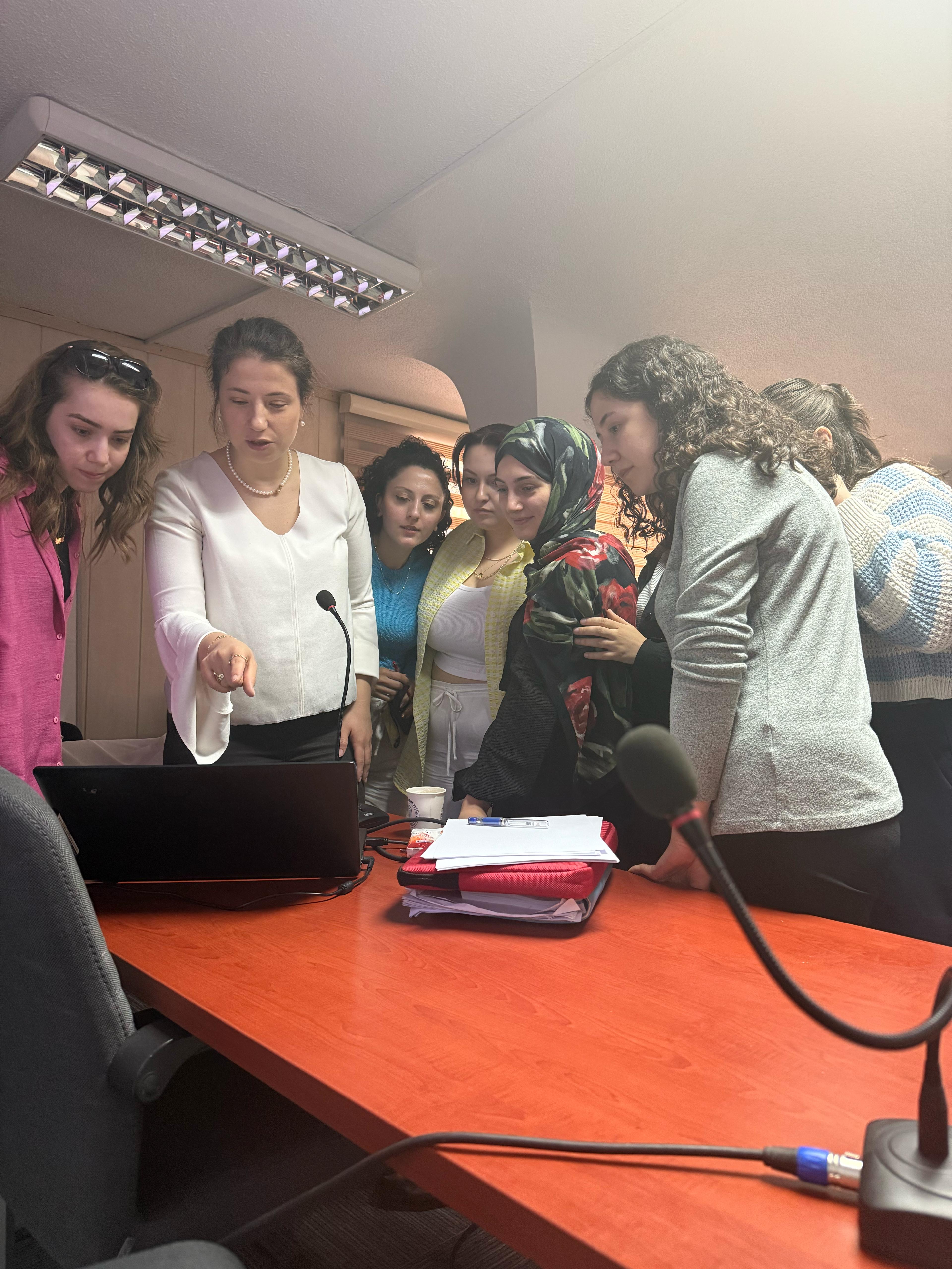 Kalite-Akreditasyon süreçlerine yönelik farkındalık eğitimi düzenlenmiştir.