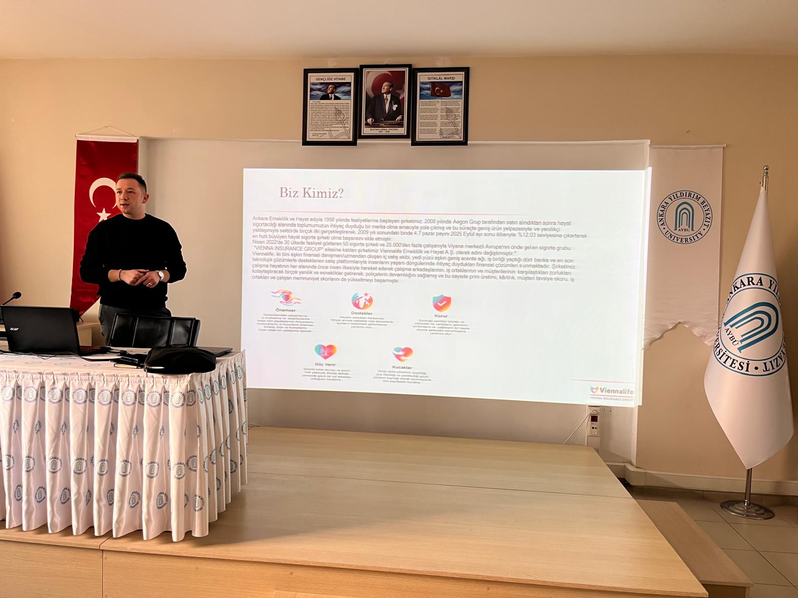 Tuzgölü Buluşmaları Kapsamında Kariyer ve Staj Günlükleri Semineri Düzenlendi.