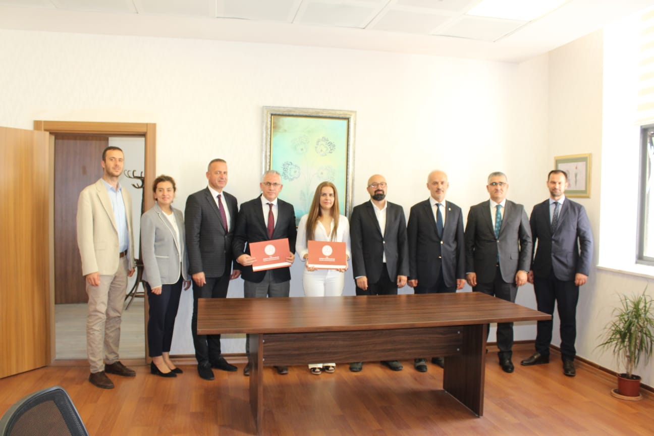 Öğretim Üyemiz Doç. Dr. Burçin Aysu, Çubuk Celal Tarıman Anaokulu'nun danışman akademisyenliğini üstlenmiştir