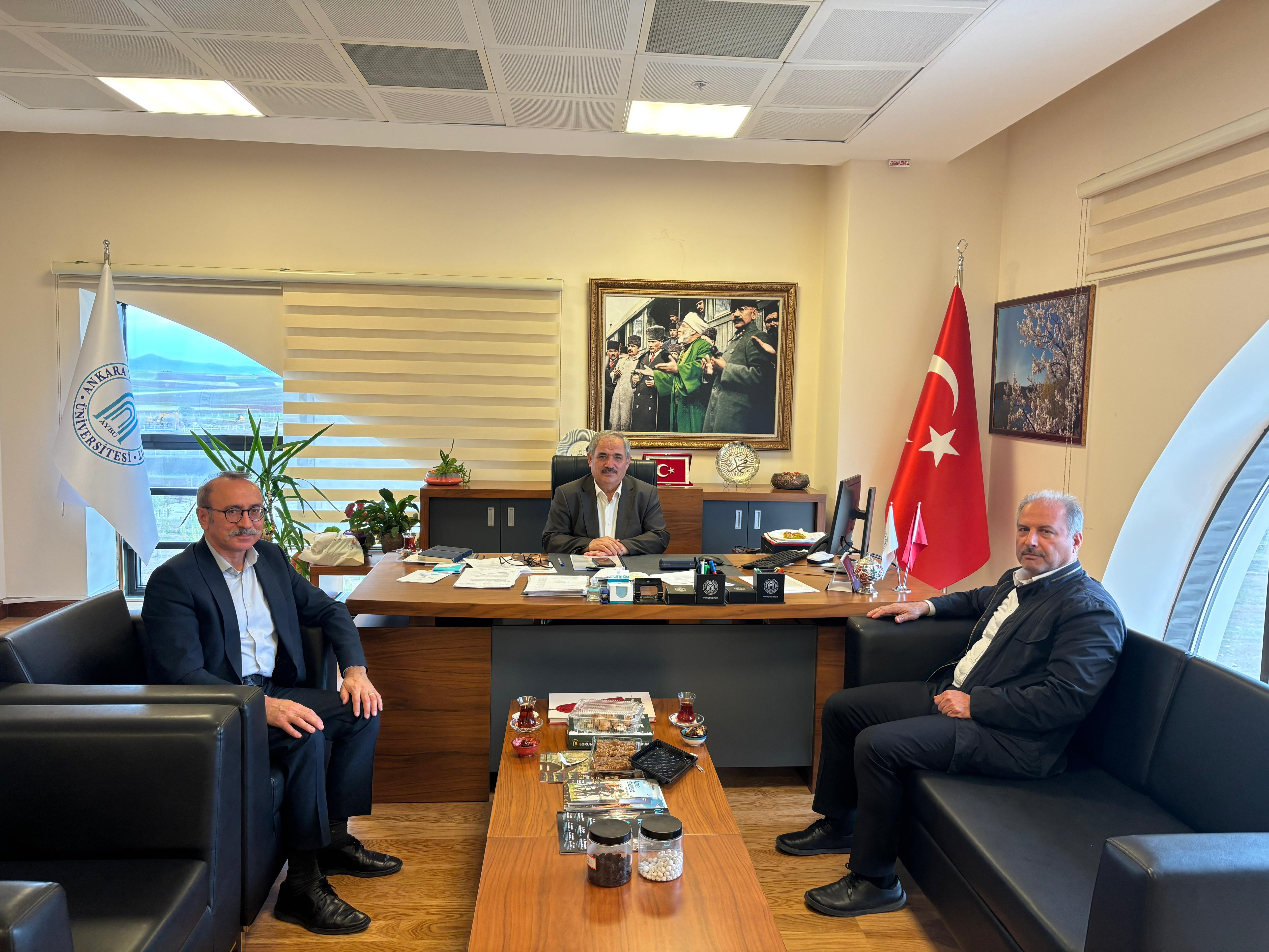 Eskişehir Osmangazi Üniversitesi İlahiyat Fakültesi Dekanı Sayın Prof. Dr. Adnan Adıgüzel Hocamız Fakültemizi Ziyaret Etti