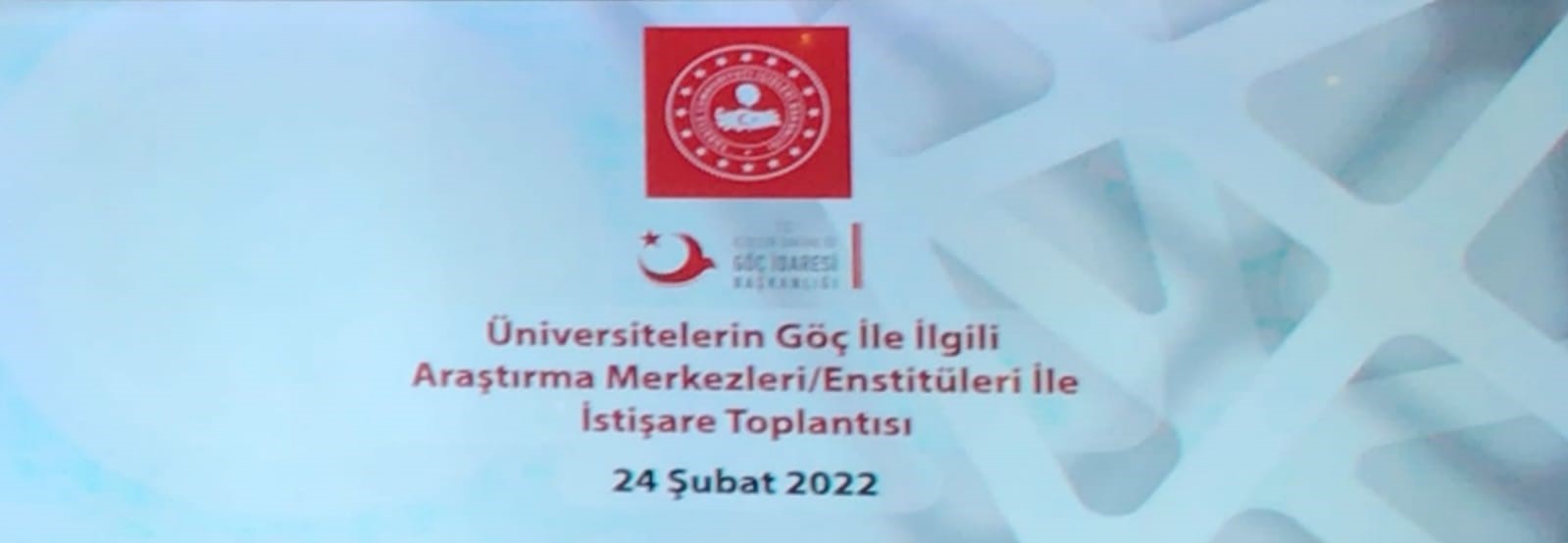 Merkezimiz "Üniversitelerin Göç ile İlgili Araştırma Merkezleri/Enstitüleri ile İstişare Toplantısı"na Katıldı