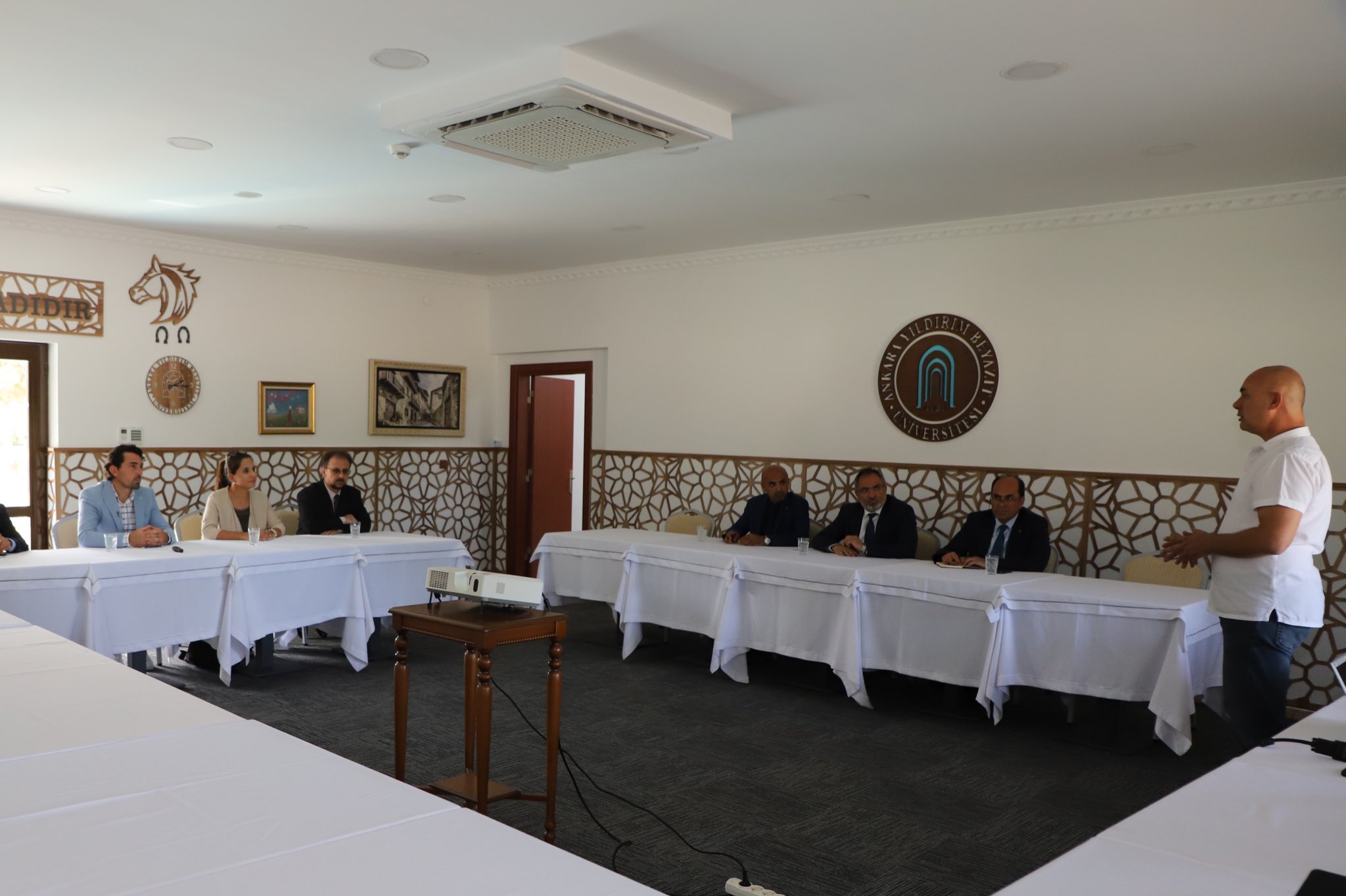 Rektörümüz Prof. Dr. Ali Cengiz KÖSEOĞLU Ve Rektör Yardımcılarımız Çubuk Yerleşkemizde Yapılan Sunuma Katıldı