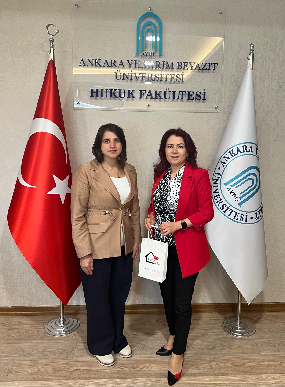 The Advisor to the Deputy Minister of the Ministry of Family and Social Services and the Member of our University Faculty of Health Sciences Assoc. Prof. Dr. Esma ATASOY visited to our Dean, Prof. Dr. Neslihan KARATAŞ DURMUŞ.