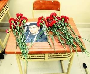 TERÖR KURBANI ÖĞRENCİMİZ SINIFINDA ANILDI