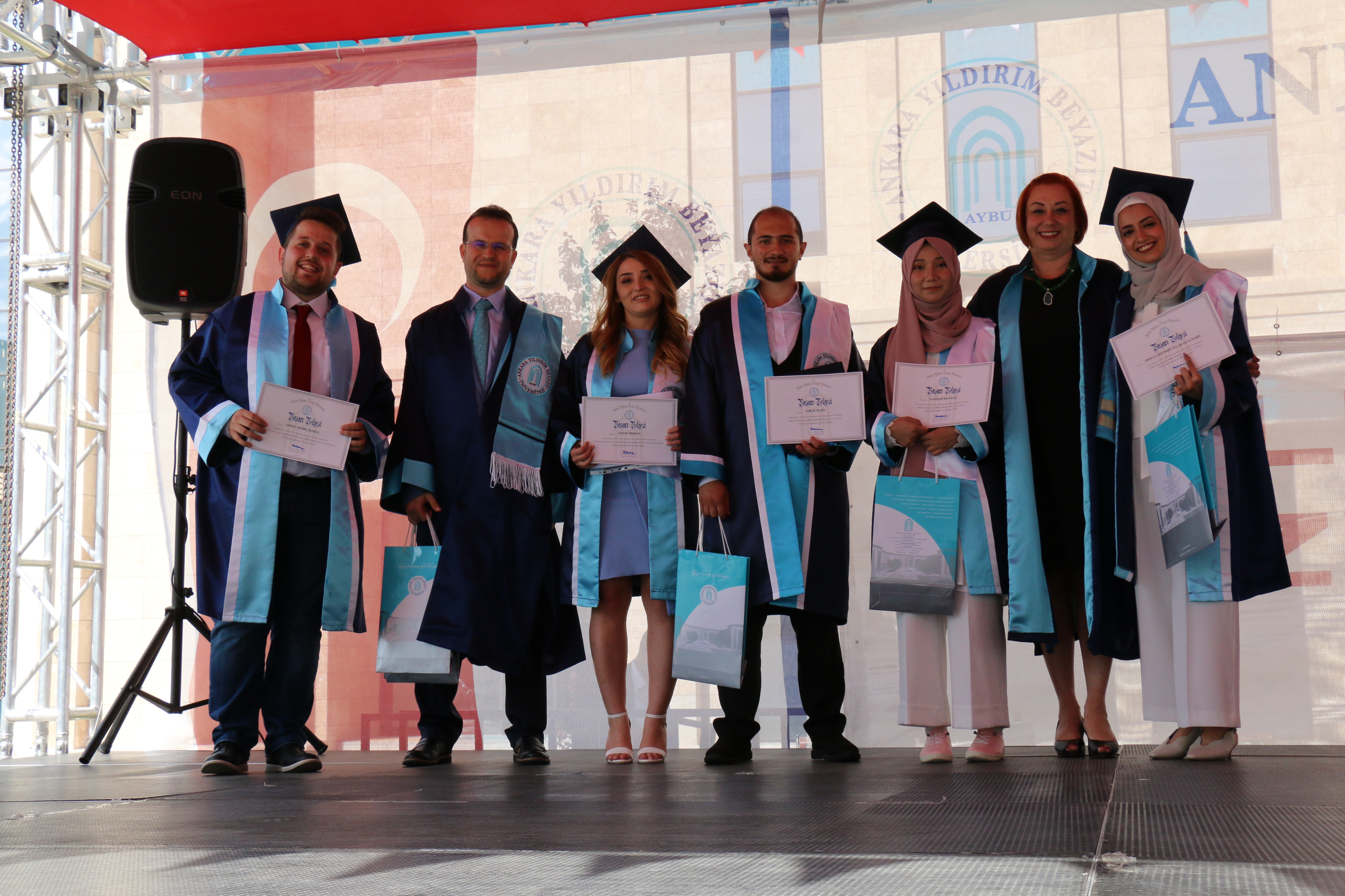 Değerli Mezunlarımızın Bulunduğu Mezuniyet Galerimiz Yayınlandı!