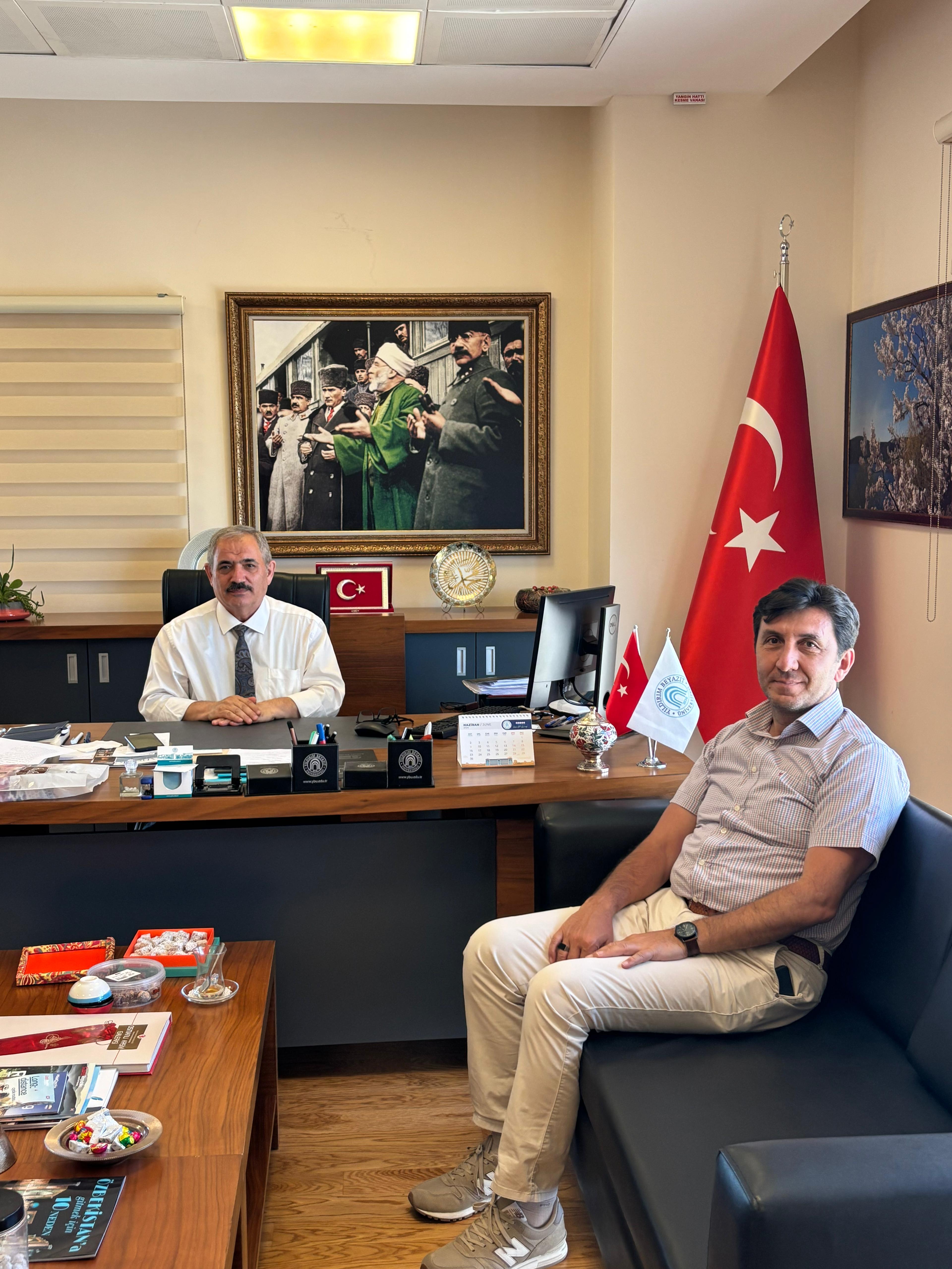 Prof. Dr. Ali AVCU Din İşleri Yüksek Kurulu Üyesi Dekanımızı Ziyarete Geldi