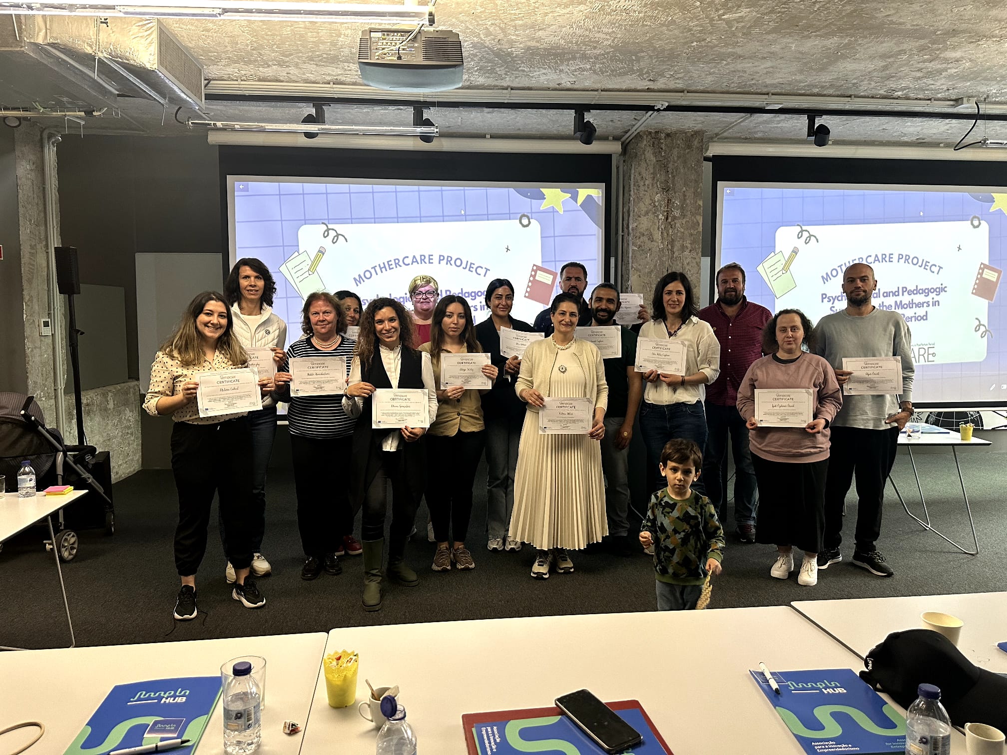 MOTHERCARE (Doğum Sonrası Dönemde Anneleri Psikolojik Ve Pedagojik Destekleme) projesinin Portekiz'in Porto kentinde gerçekleşen dördüncü toplantısına Üniversitemiz ve Fakültemizden öğretim üyeleri katılmıştır.