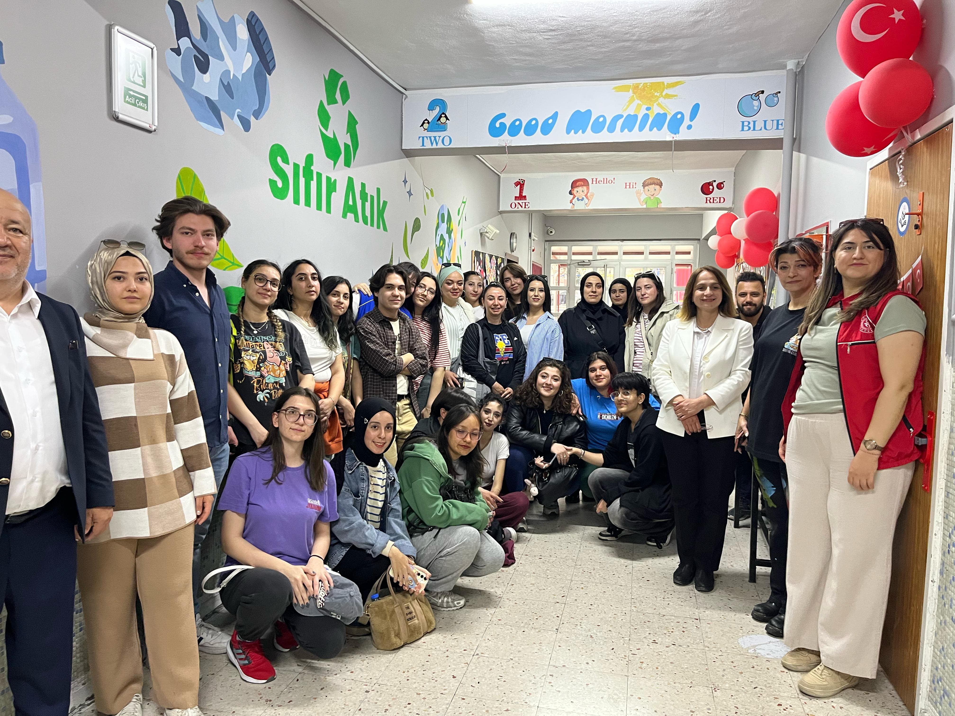 Sanat ve Tasarım Topluluğu'nun Renklendirme Çalışmaları'nda son durak Sincan Cemal Yüksek İlkokulu