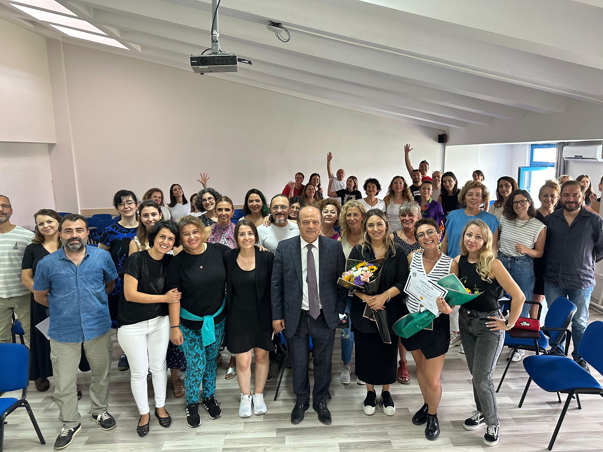 AYBÜ Yabancı Diller Yüksekokulu Öğretim Görevlisi Zeynep Olgun Pamuk Ankara Üniversitesi YDY’de çalıştay düzenledi 