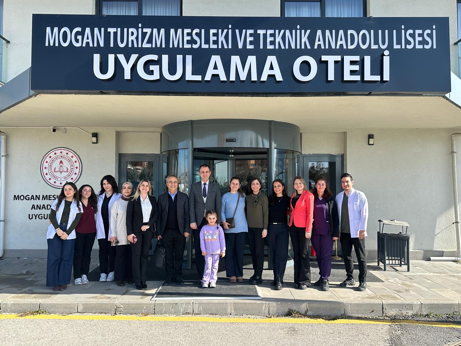 Mogan Turizm Mesleki Ve Teknik Anadolu Lisesi Uygulama Otelinde Ağız Ve Diş Sağlığı Taraması