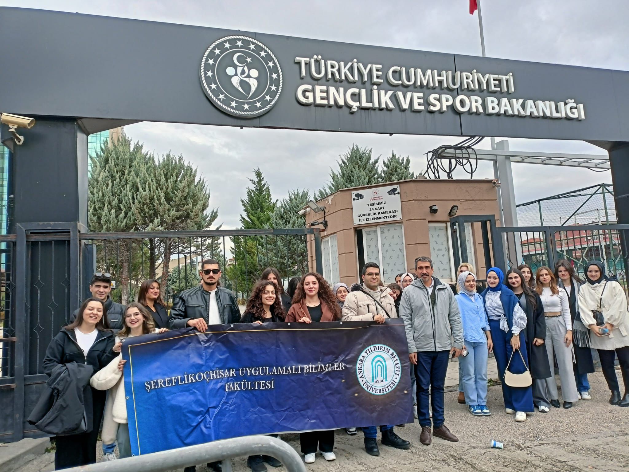 Tuzgölü Yerleşkesi Öğrencilerimiz Gençlik ve Spor Bakanlığı Tarafından Düzenlenen Uluslararası Gençlik Kültür ve Sanat Festivali'ne Katıldı.