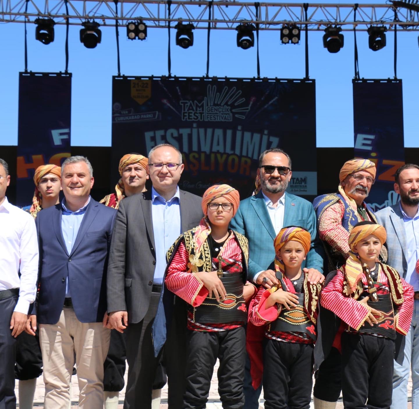 Tam Gençlik Tam Festival