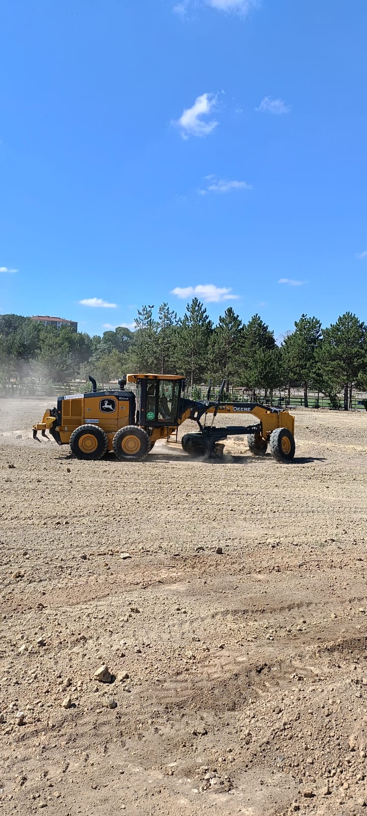 Merkezimizde Zemin Düzelmesi Yapıldı