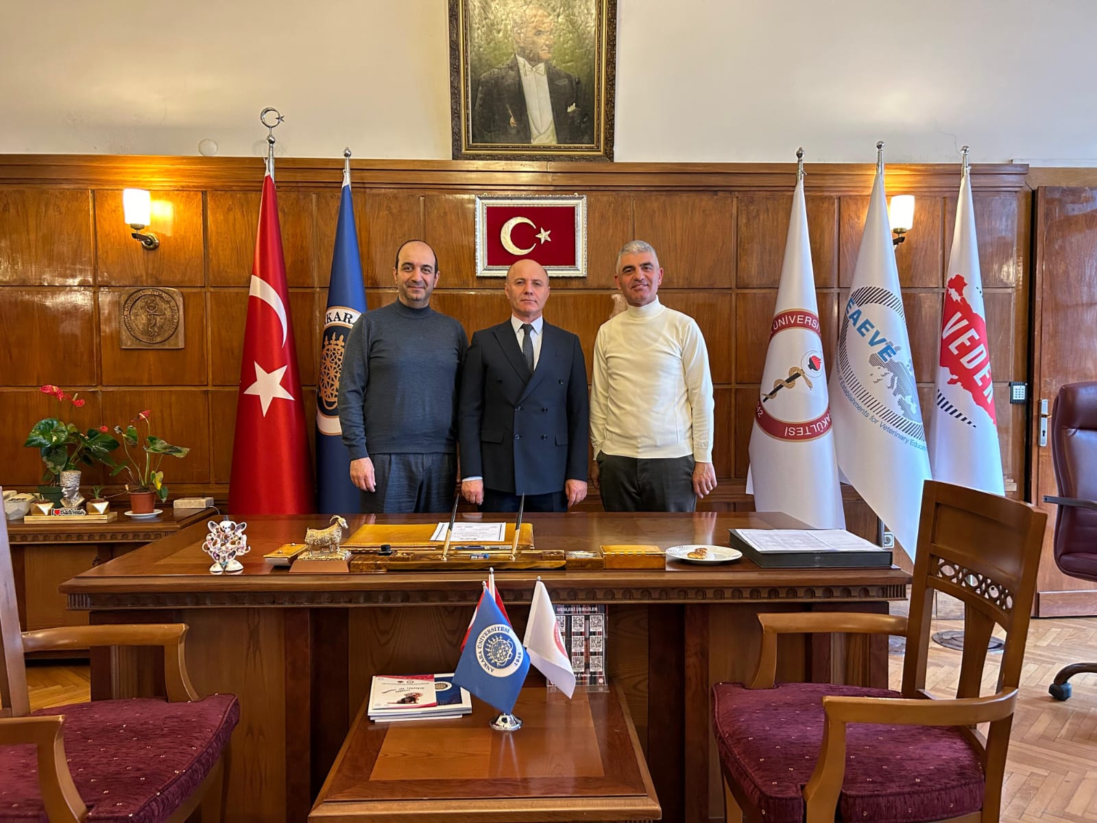 Merkez Müdürümüzden Ankara Üniversitesi Veteriner Fakültesi Yeni Dekanı Prof. Dr. Necmettin ÜNAL'a Ziyaret