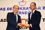 Sayın Rektörümüze ''YILIN REKTÖRÜ '' Ödülü