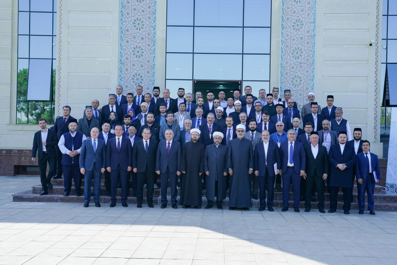 Fakültemiz ve Uluslararası İmam Tirmizi Araştırma Merkezi tarafından "İMAM TİRMİZÎ VE HAKÎM et-TİRMİZÎ SEMPOZYUMU" İcra Edildi