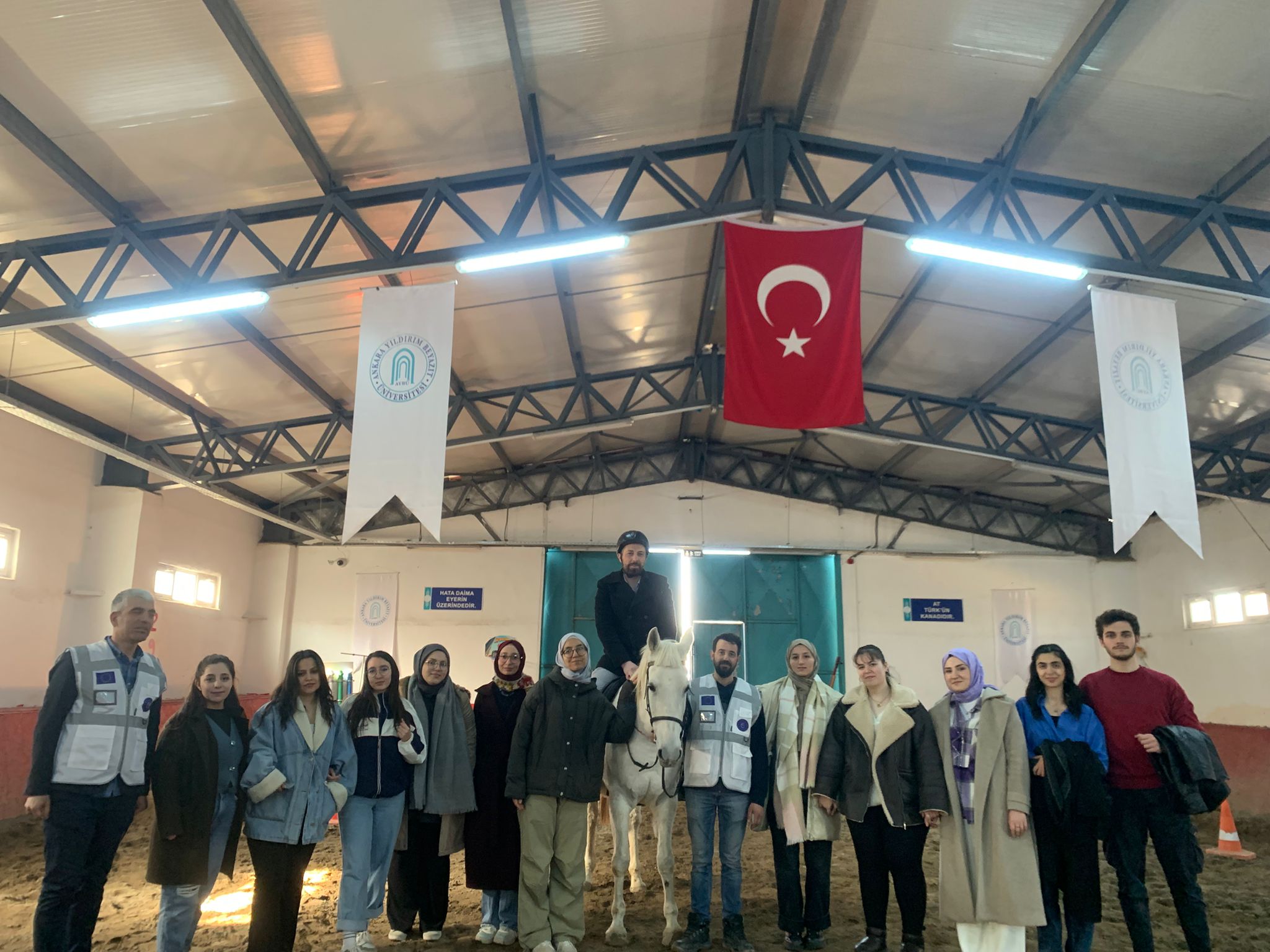 Hippoterapi Merkezi, UNIDES Projesi Kapsamında Etkinliklere Ev Sahipliği Yaptı