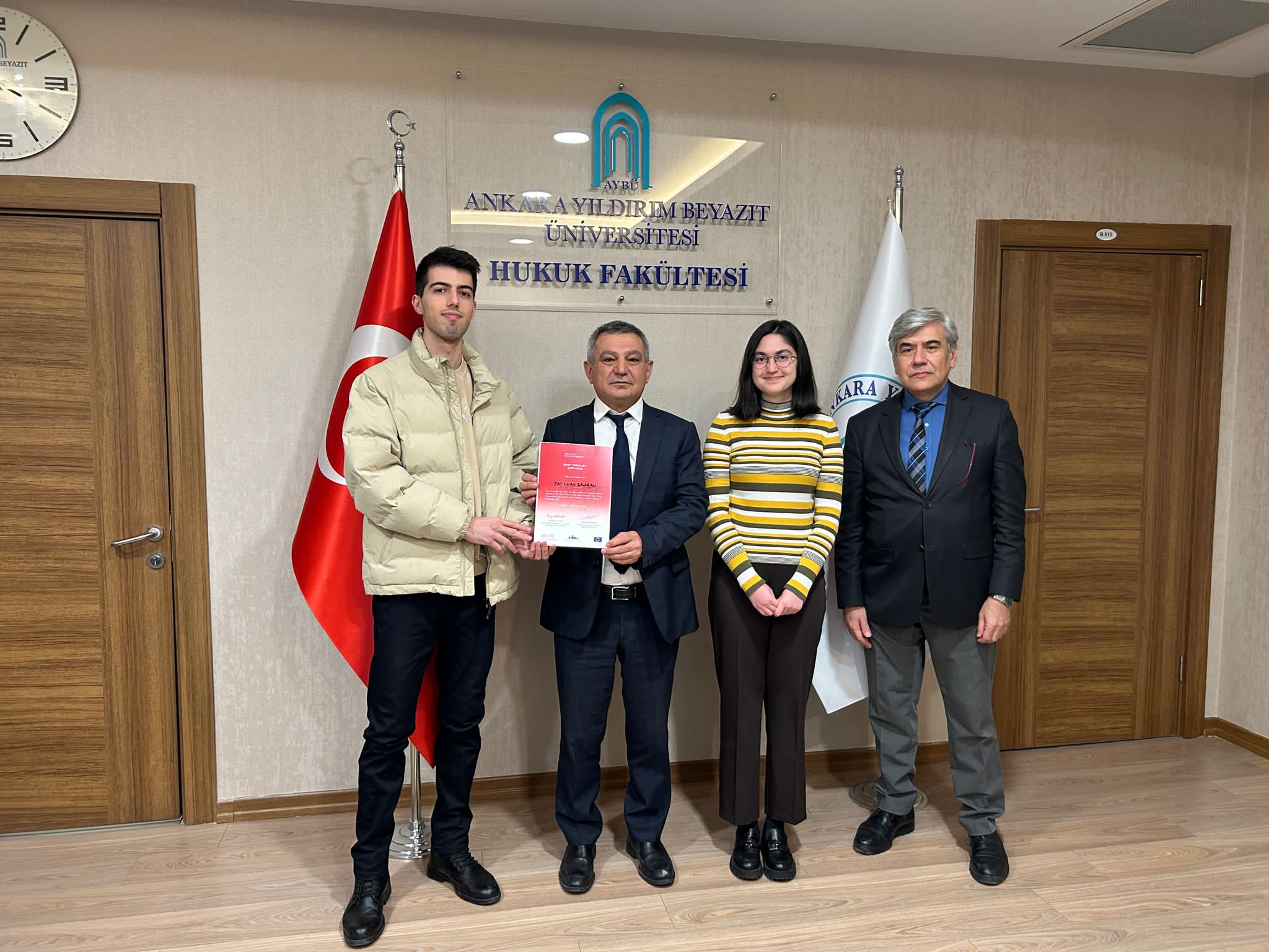 12. Helga Pedersen Moot Court Competition’a Katılan Takımımızdan Sayın Dekanımıza Ziyaret.