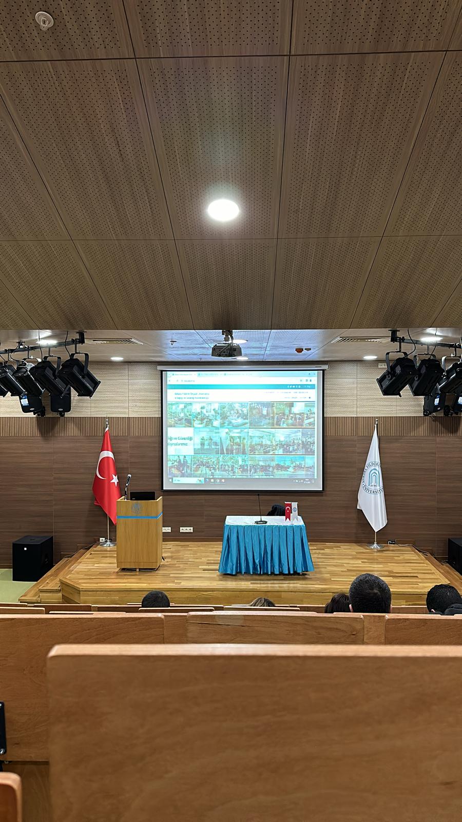 HİPPOTERAPİ MERKEZİ PERSONELİ İŞ SAĞLIĞI VE GÜVENLİĞİ EĞİTİMİNE KATILDI