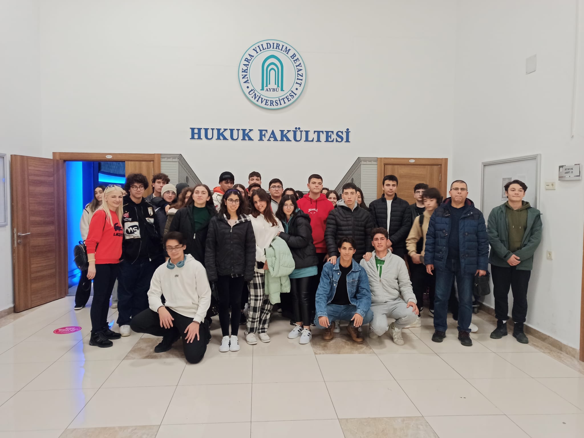 Lise Öğrencilerinden Fakültemize Ziyaret (06.12.2023)