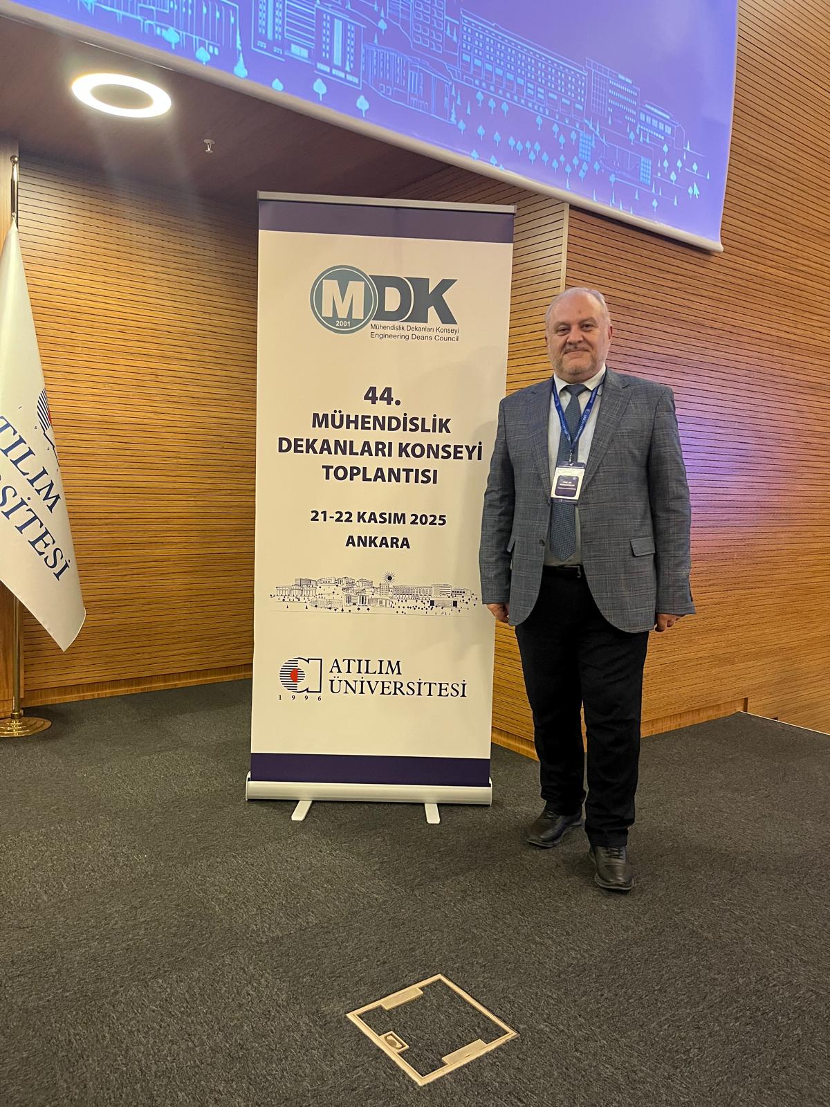 Dekanımız ve Dekan Yardımcımız 44. Mühendislik Dekanlar Konseyi (MDK) Toplantısına Katıldı