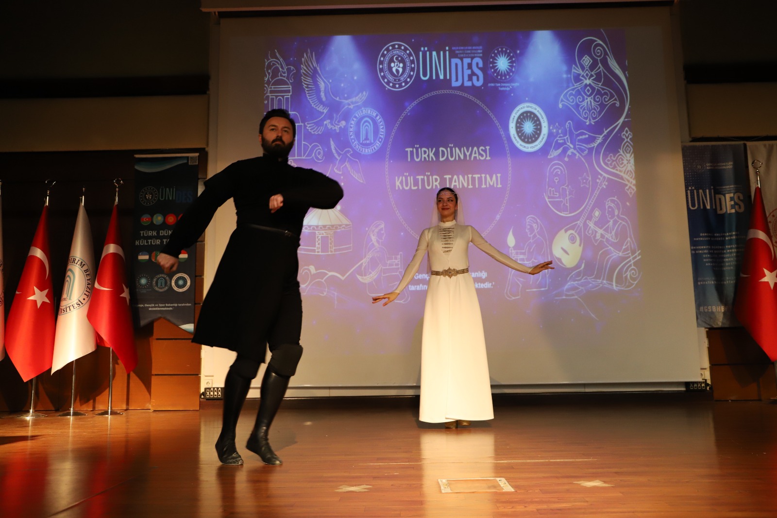 AYBÜ’de Türk Dünyası Kültürleri Bir Araya Geldi