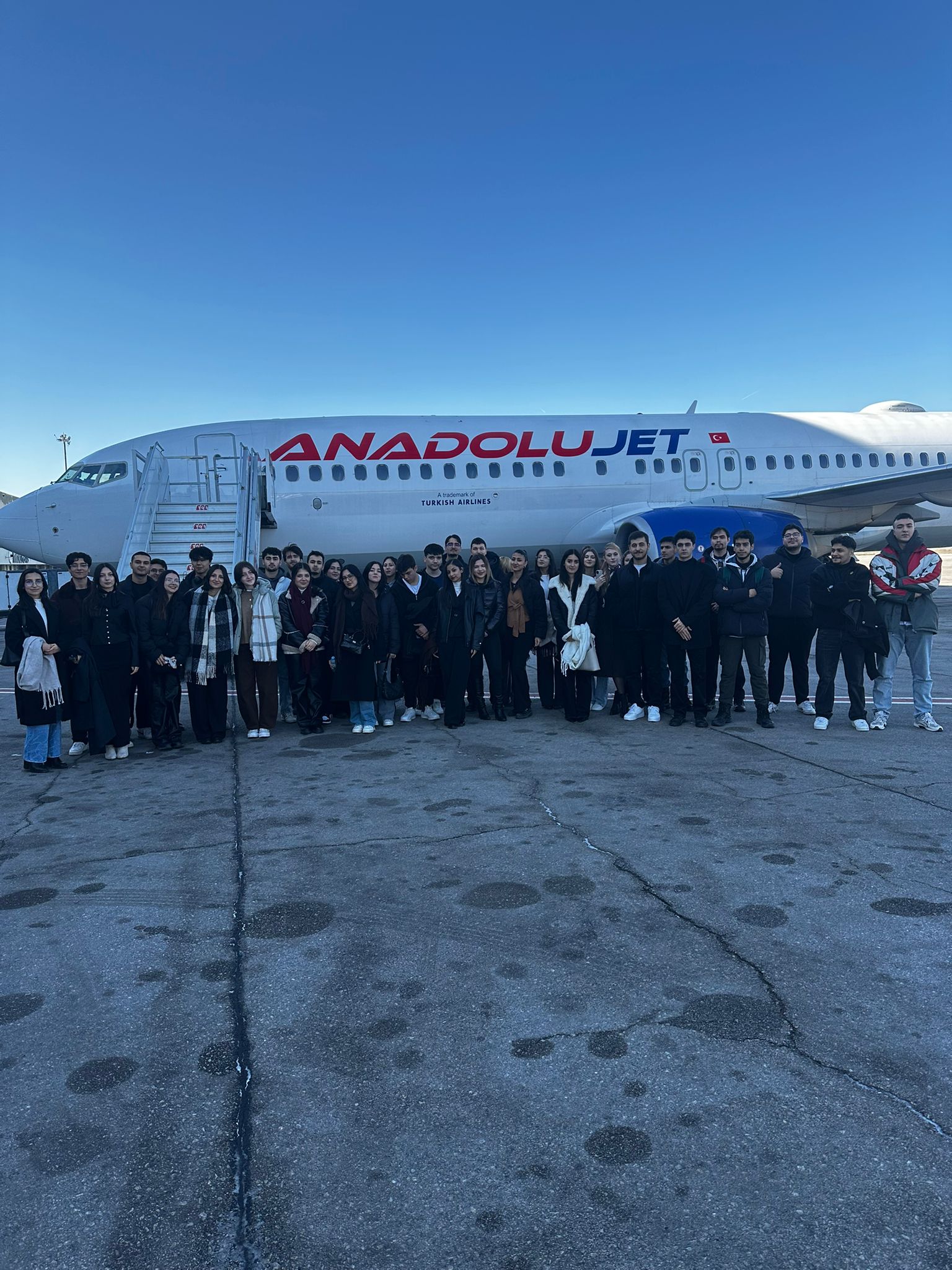 AYBÜ Kabin Hizmetleri Öğrencileri Esenboğa Havalimanı'nda Mesleki Gezi Gerçekleştirdi