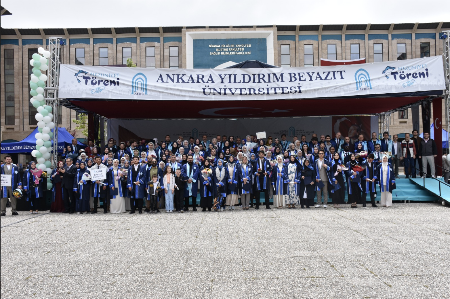 AYBÜ İlahiyat Fakültesi 2024–2025 Eğitim Öğretim Yılı Mezuniyet Töreni Gerçekleştirildi