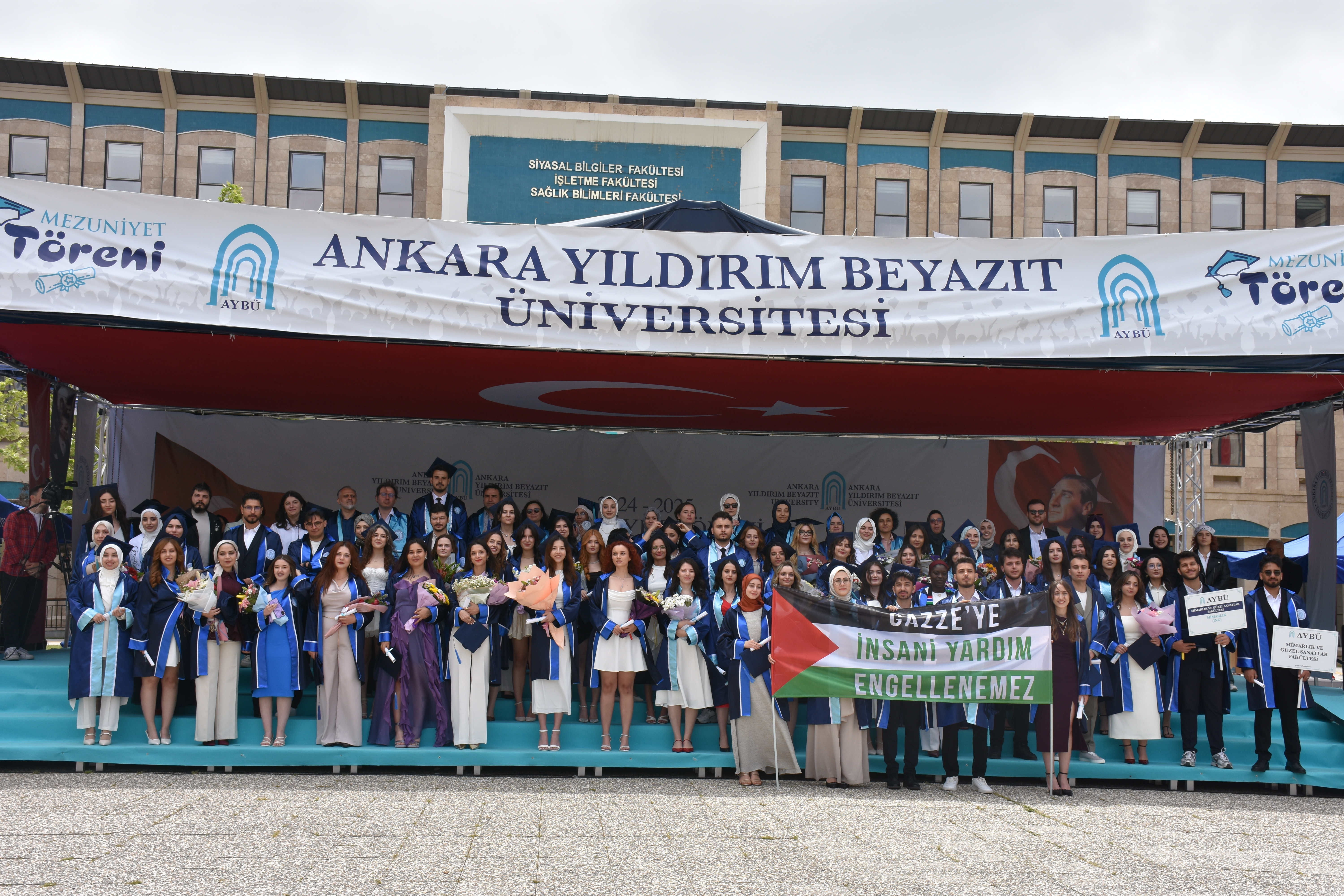 Mimarlık ve Güzel Sanatlar Fakültesi Mimarlık Mezuniyet Töreni 2025