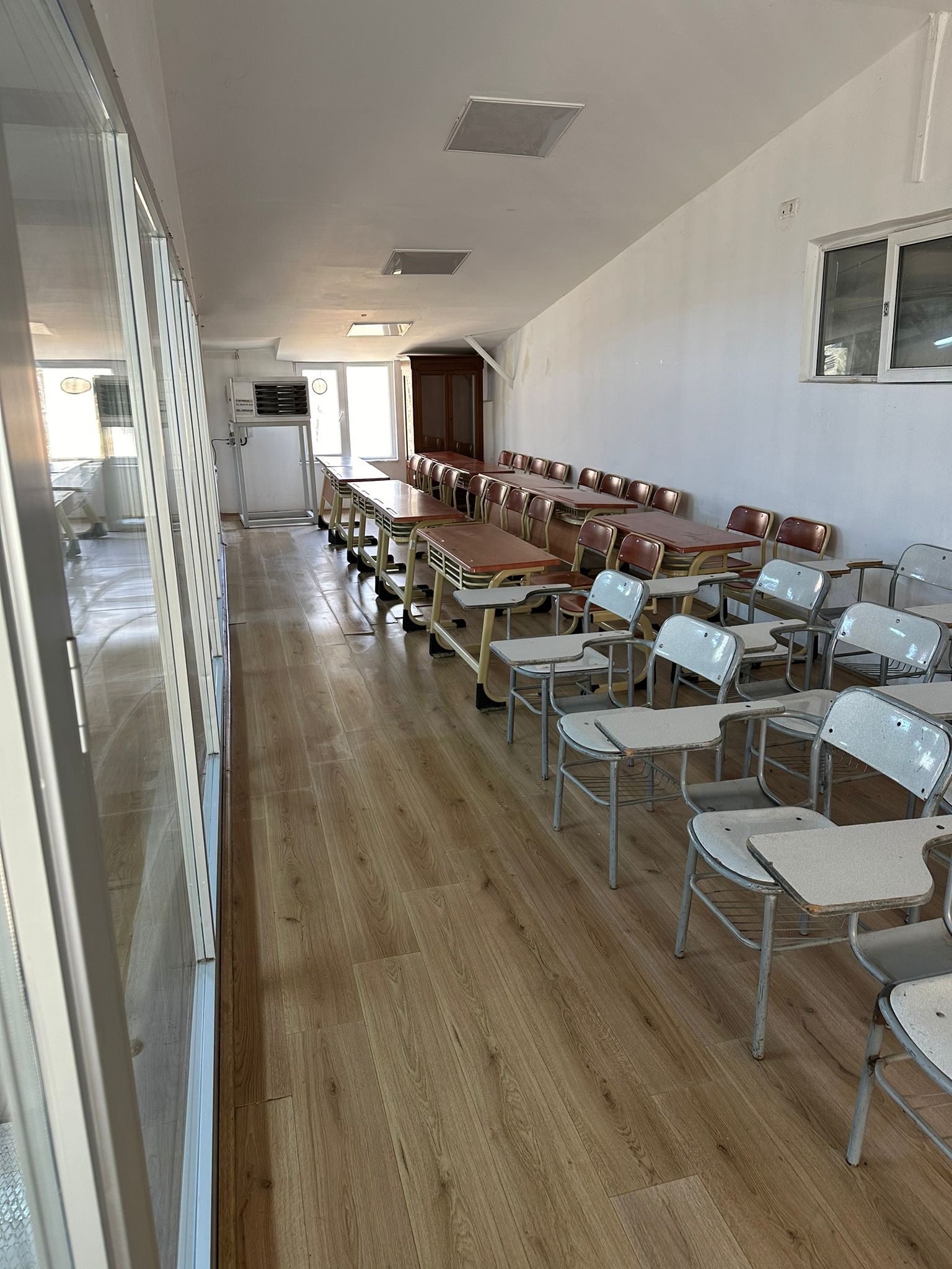 ÖĞRENCİLERİMİZ İÇİN HİPPOTERAPİ MERKEZİMİZE DERSLİK KURULDU