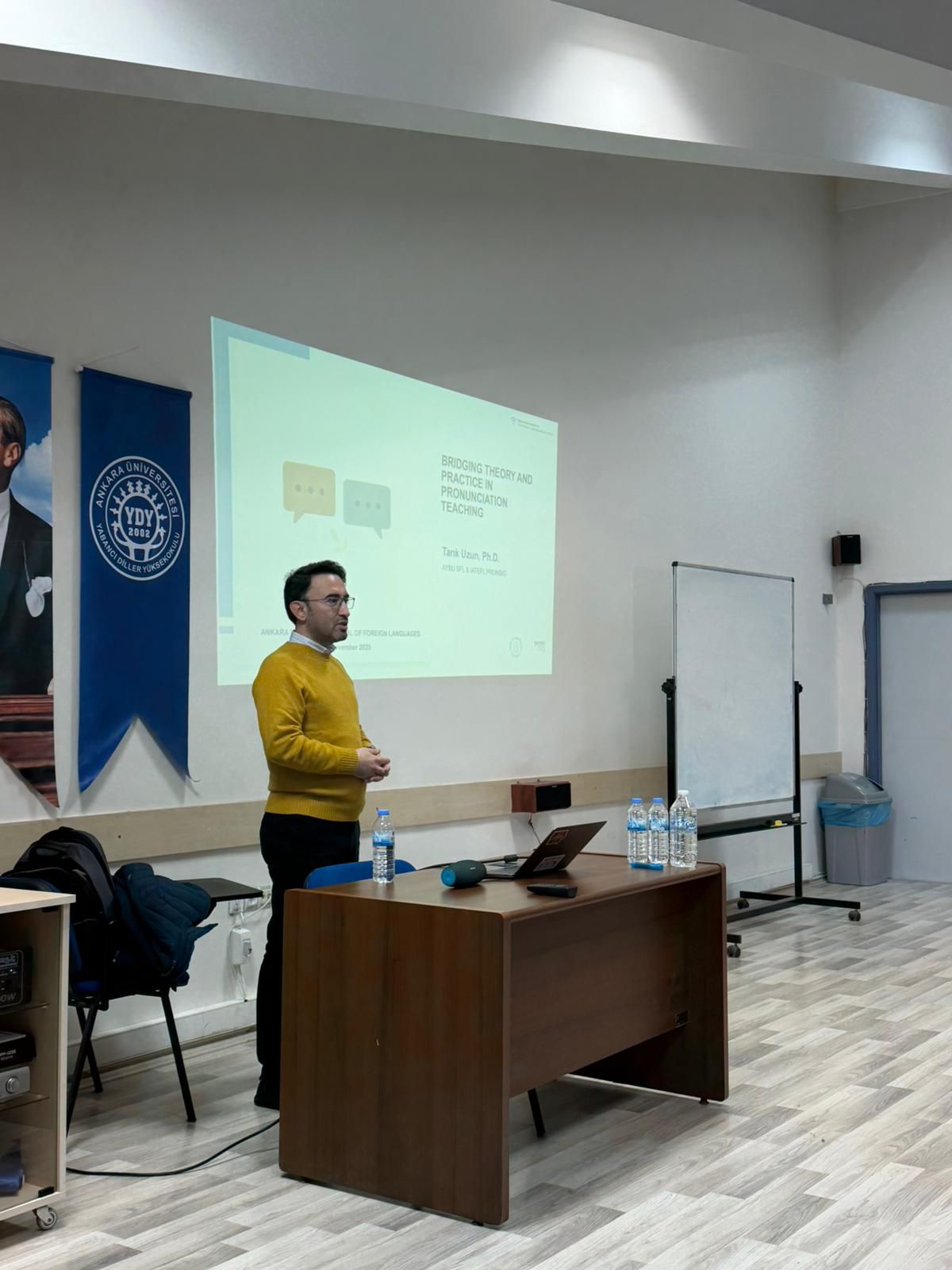 Dr. Tarık UZUN’dan Ankara Üniversitesi Yabancı Diller Yüksekokulunda Mesleki Gelişim Semineri