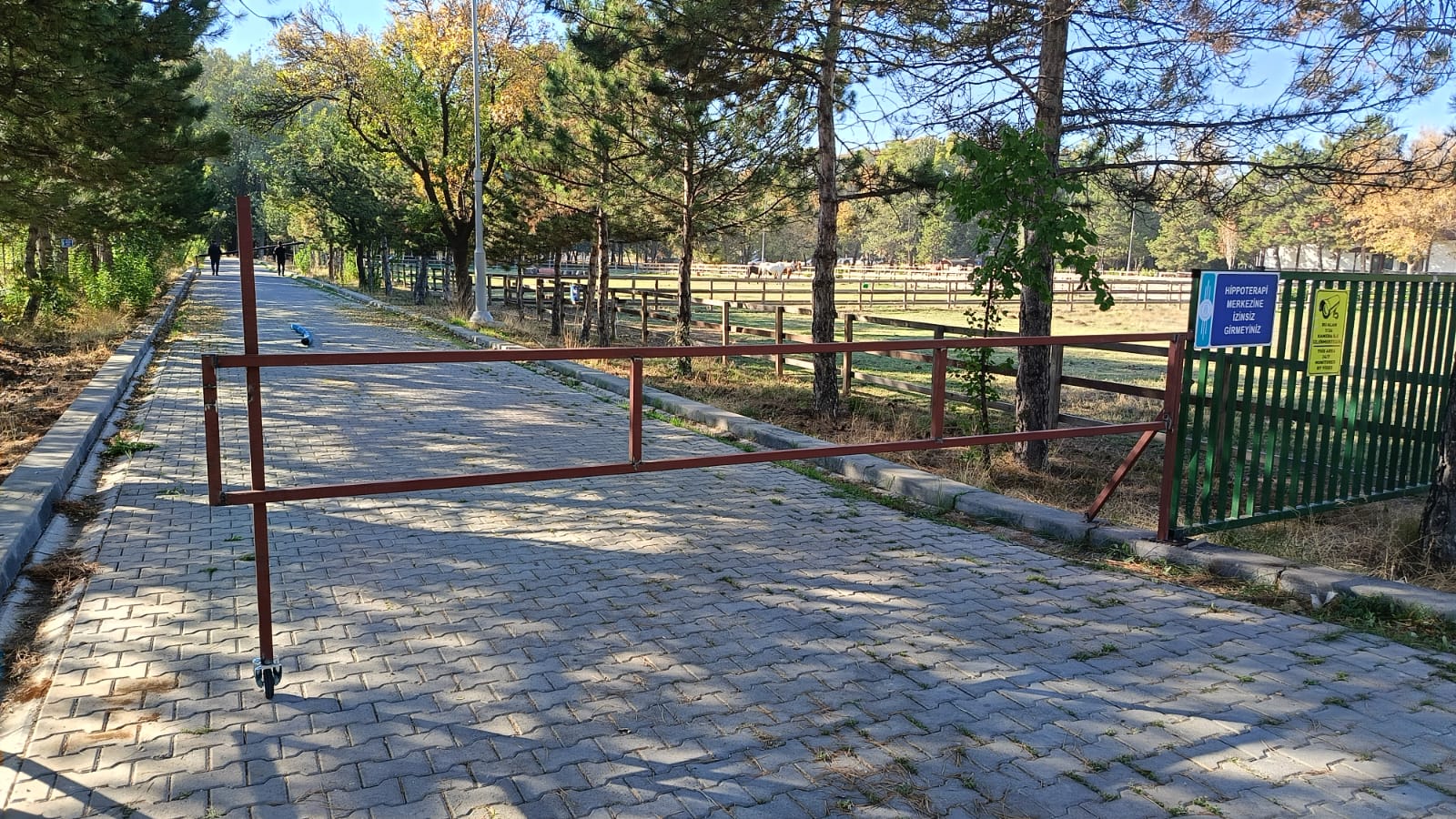 Hippoterapi Merkezimize Giriş Kapısı Yapımına Başlanıldı