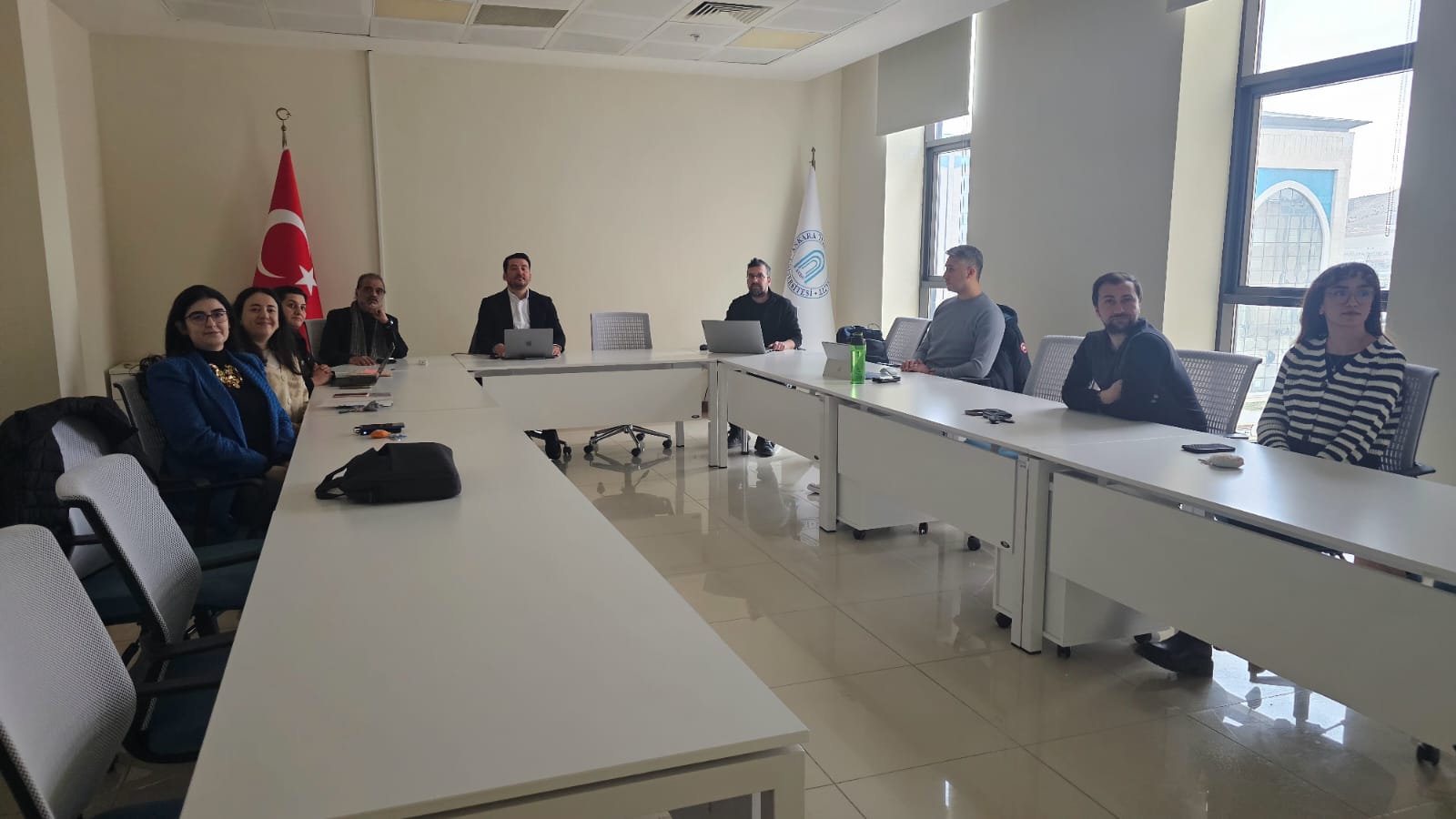 Doç. Dr. Erhan AKKAŞ Fakültemizde Akademik Seminer Verdi