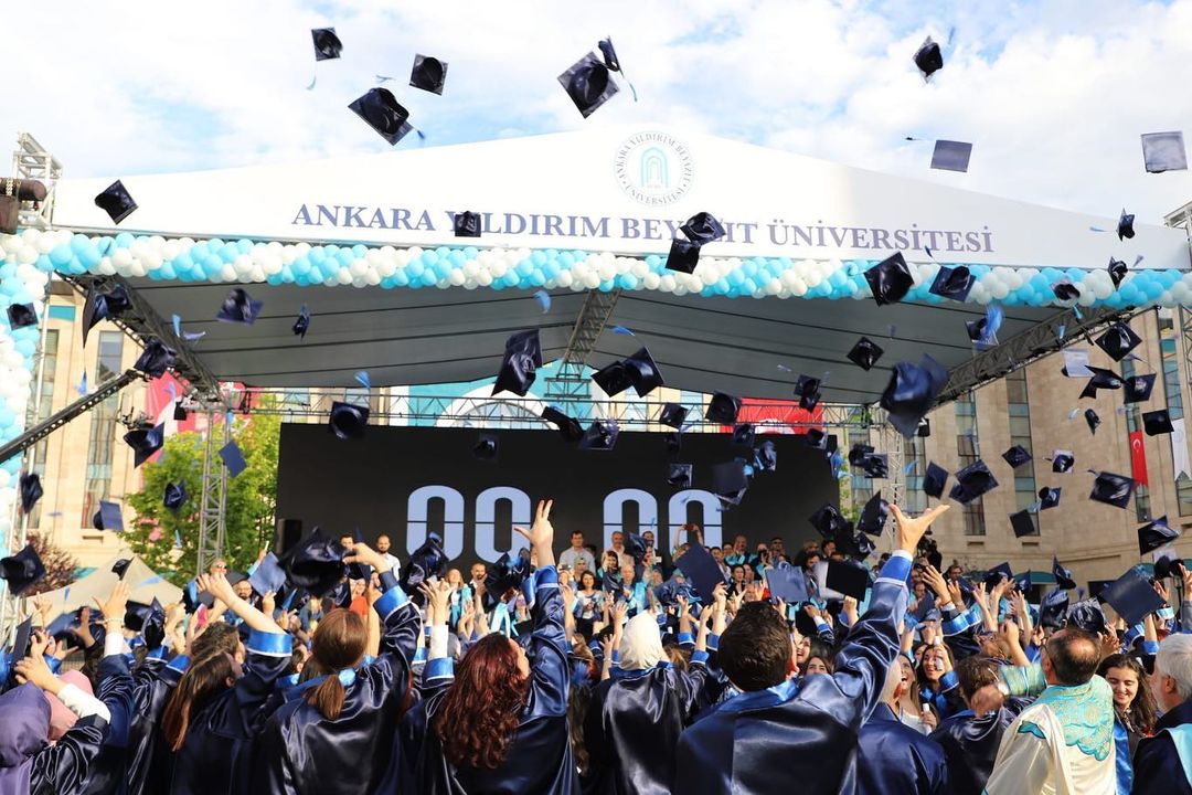 Faculty 2021-2022 Academic Year Graduation Ceremony
