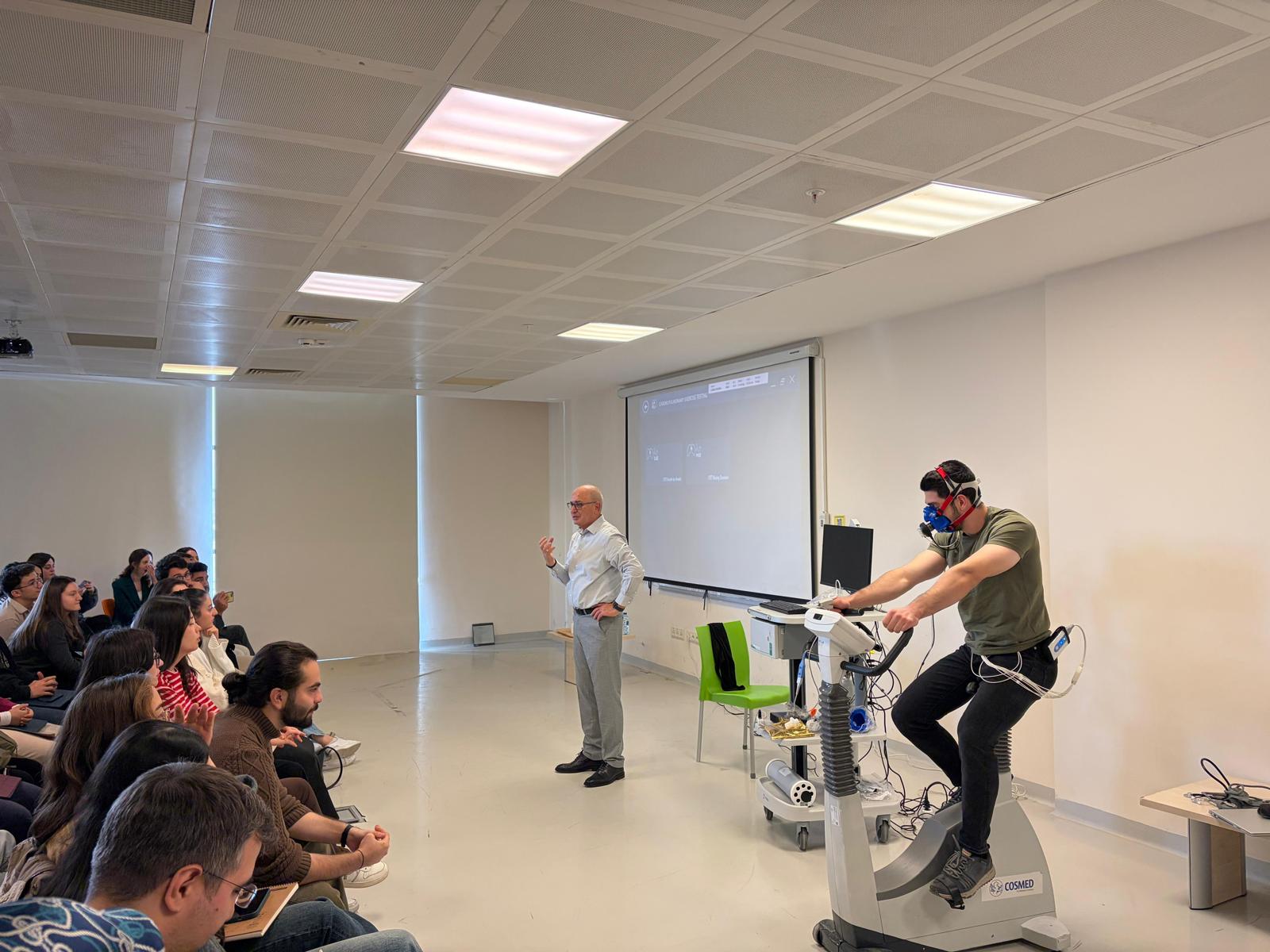 ''Kardiyopulmoner Egzersiz Testleri Uygulamalı Eğitimi'' Etkinliği Gerçekleştirildi